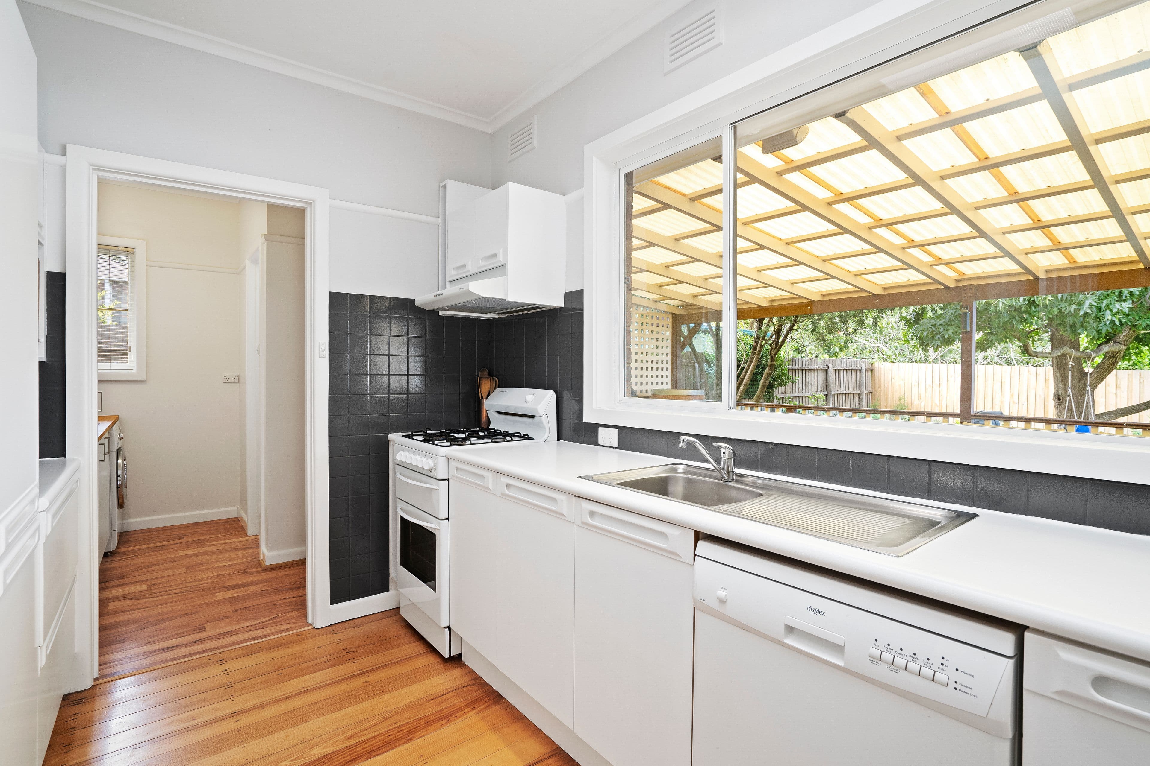 60 Wingrove Street, Cheltenham VIC 3192, Cheltenham - Thumbnail 4
