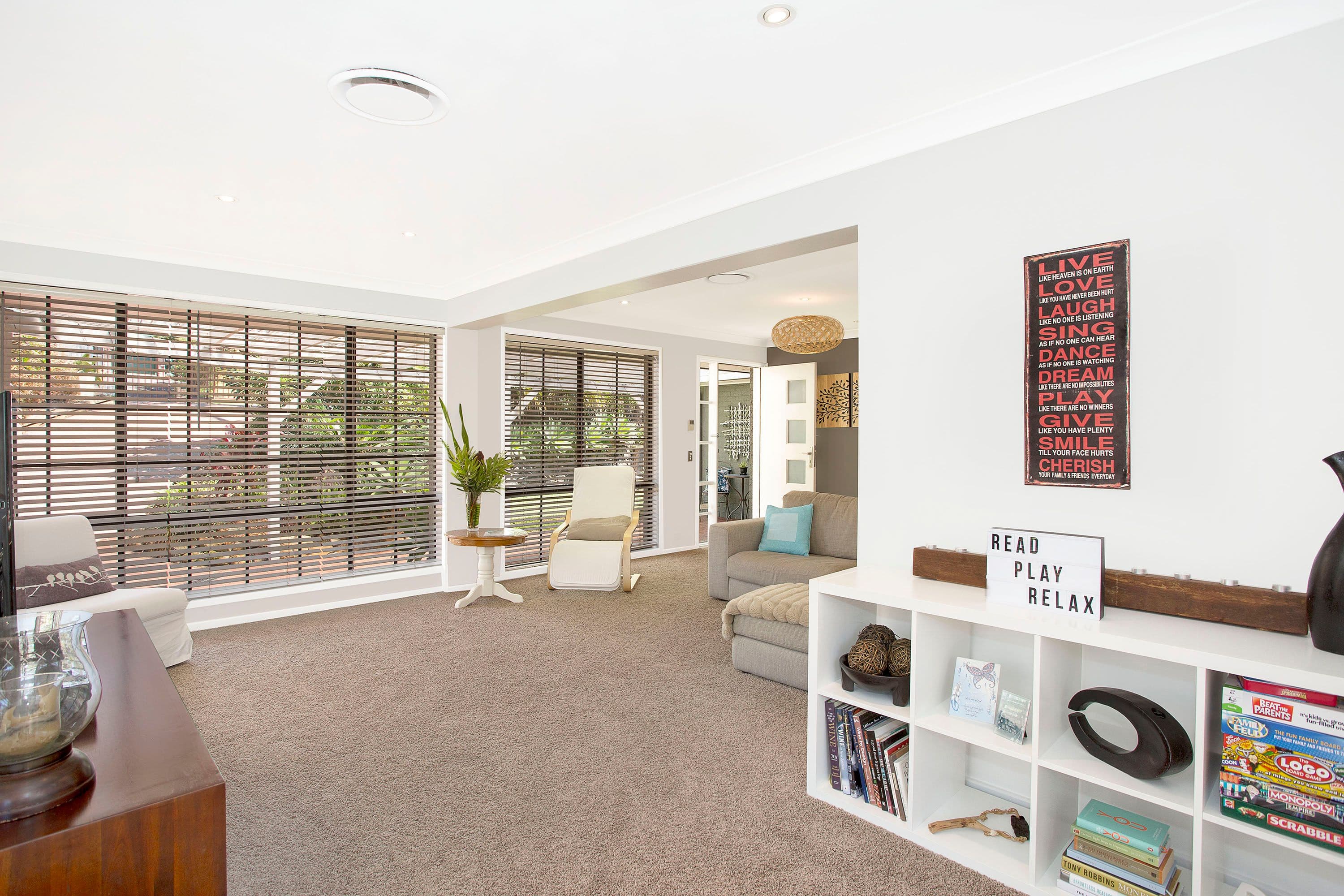 2 Hakea Place, Glenning Valley - Thumbnail 3