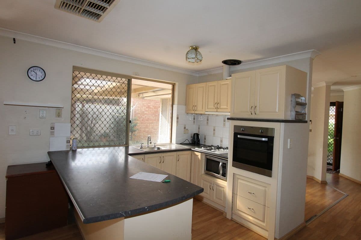 12 Burton Retreat, Stratton WA 6056, Stratton - Image 1