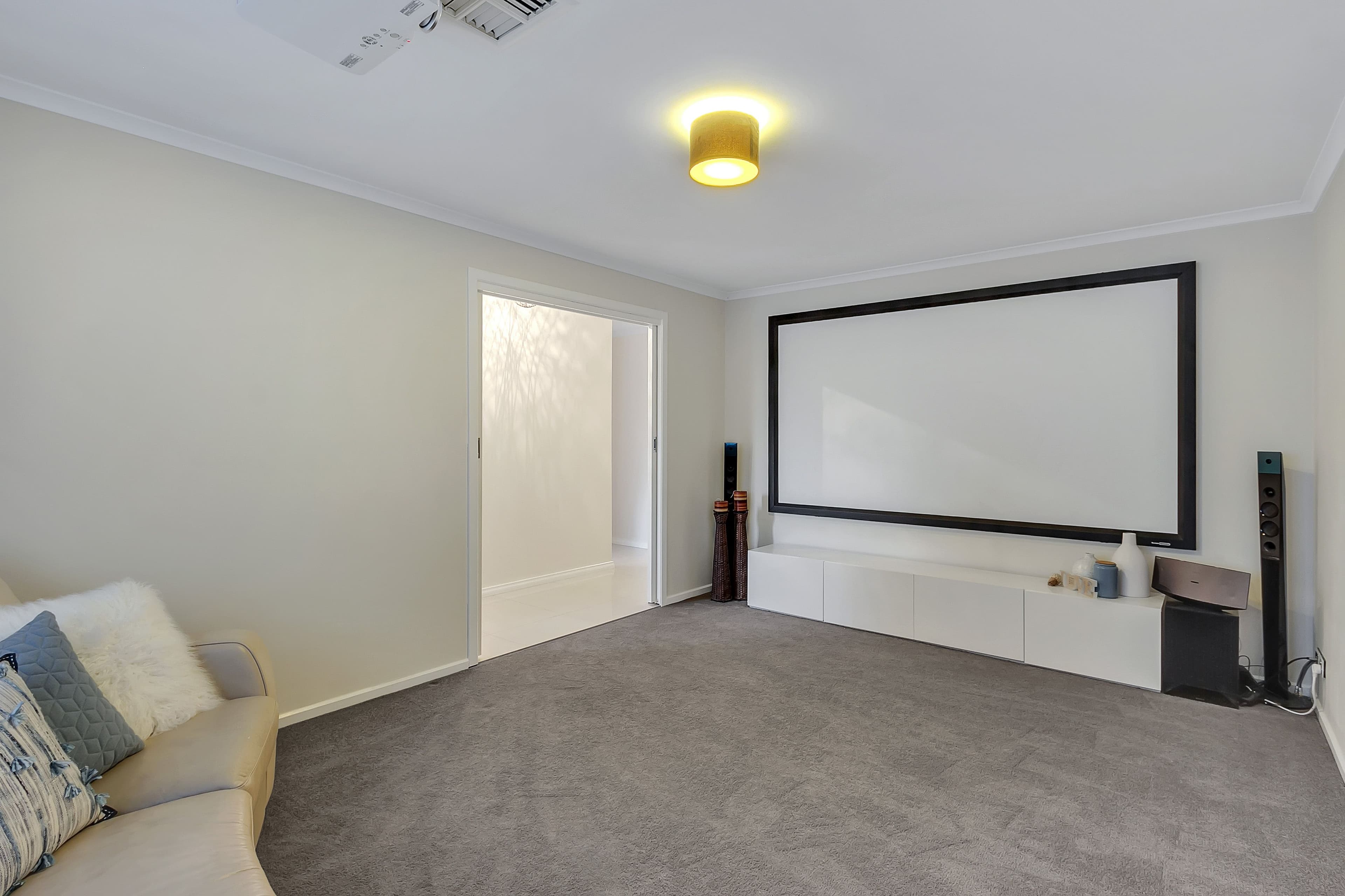2 Lake Miranda Court, Greenwith SA 5125, Greenwith - Thumbnail 4