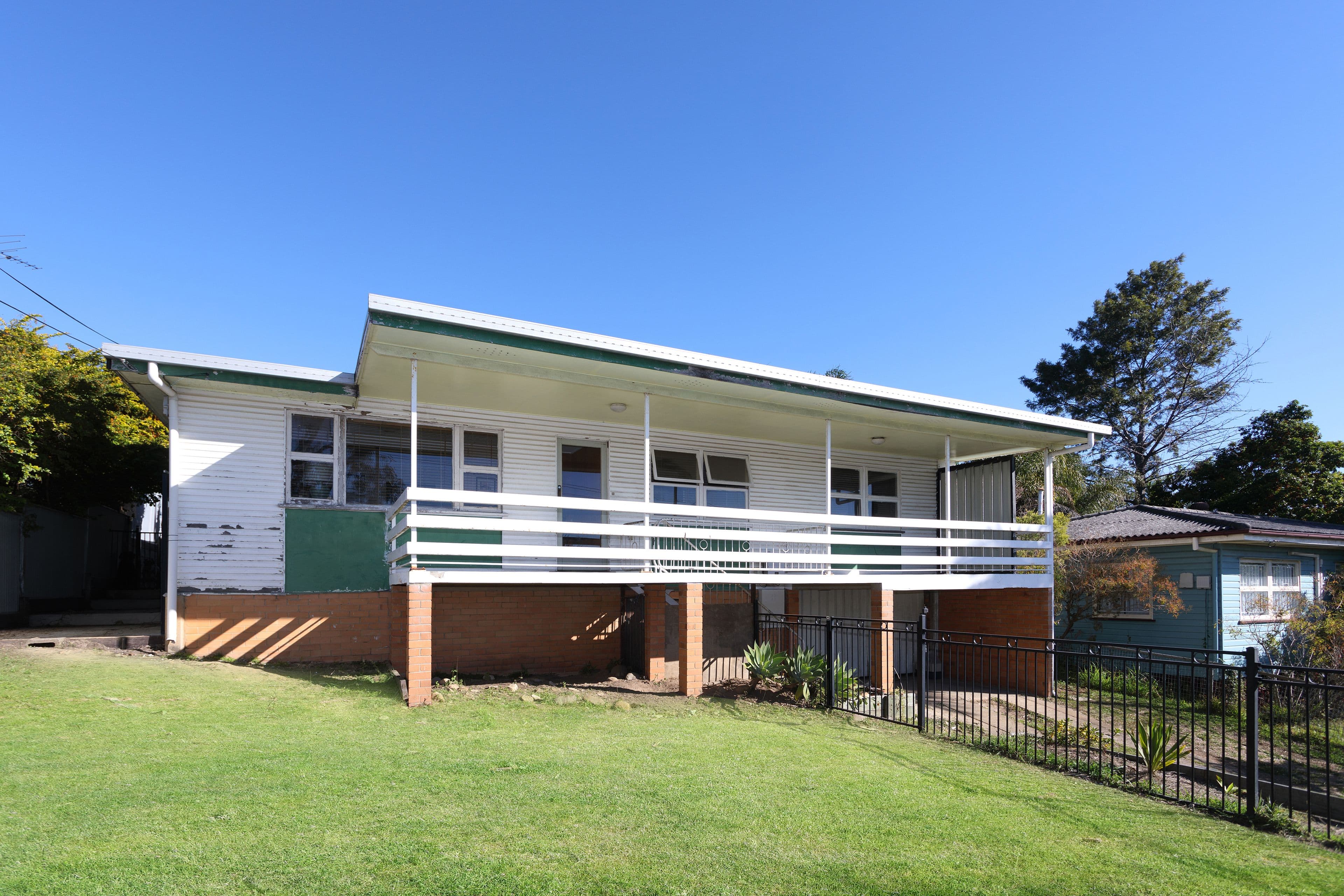 52 Blenheim Street, Chermside West QLD 4032, Chermside West - Thumbnail 2