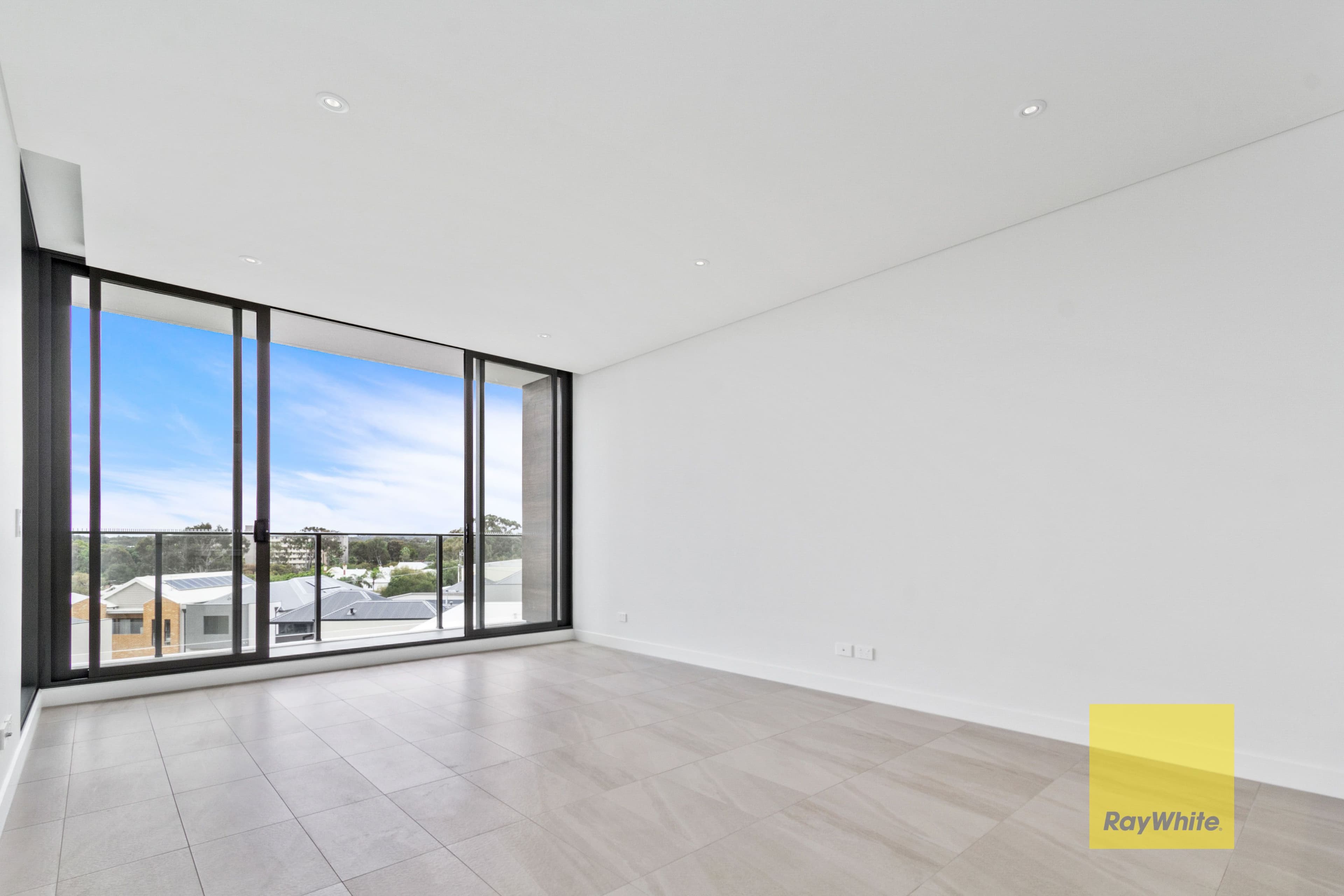 A318 1 Kyle Way, Claremont on the Park, Claremont WA 6010, Claremont - Thumbnail 4
