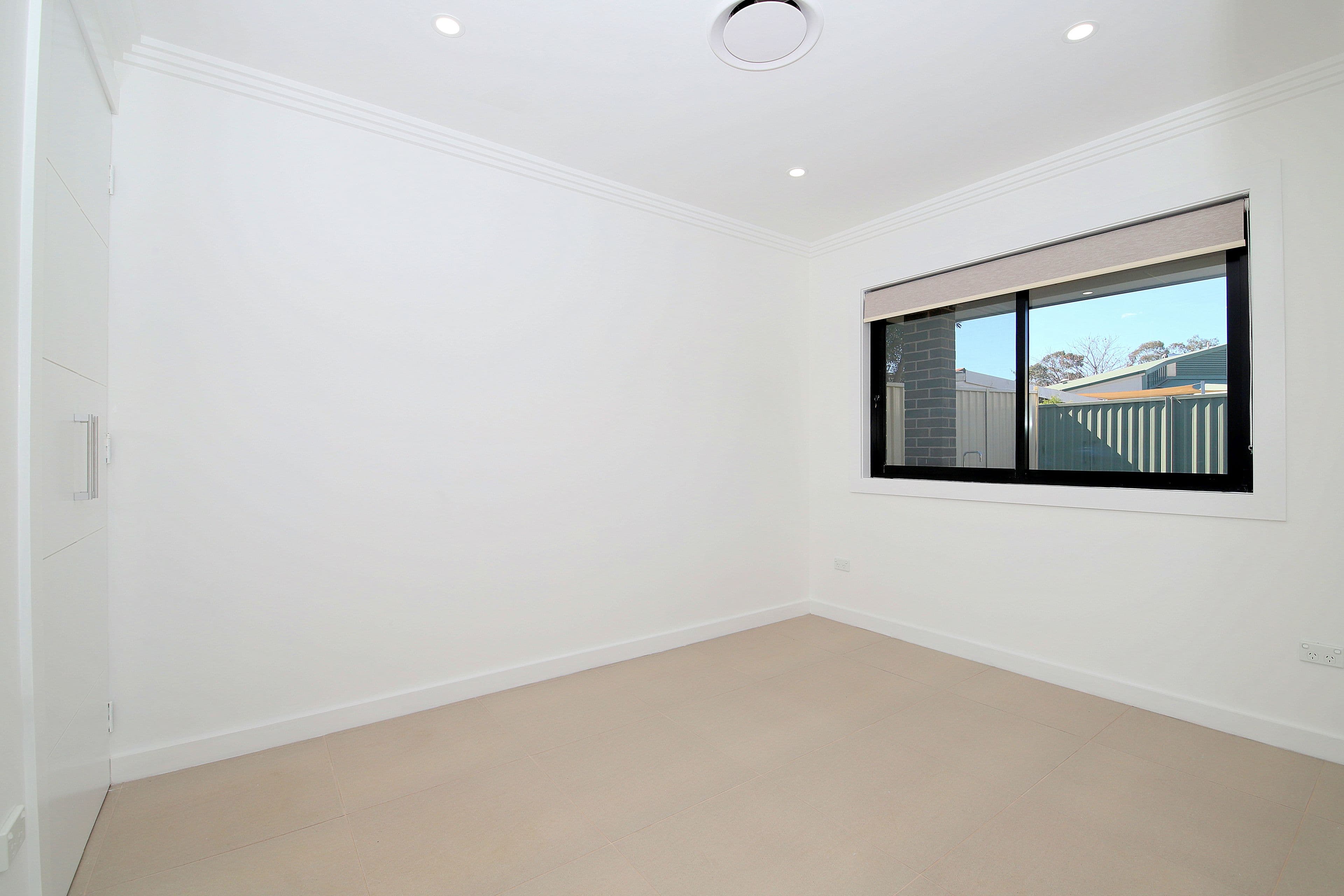221 Henry Lawson Drive, Georges Hall NSW 2198, Georges Hall - Thumbnail 7