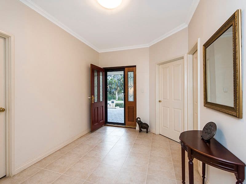 9 Lancelot Green, Wattle Grove WA 6107, Wattle Grove - Thumbnail 5