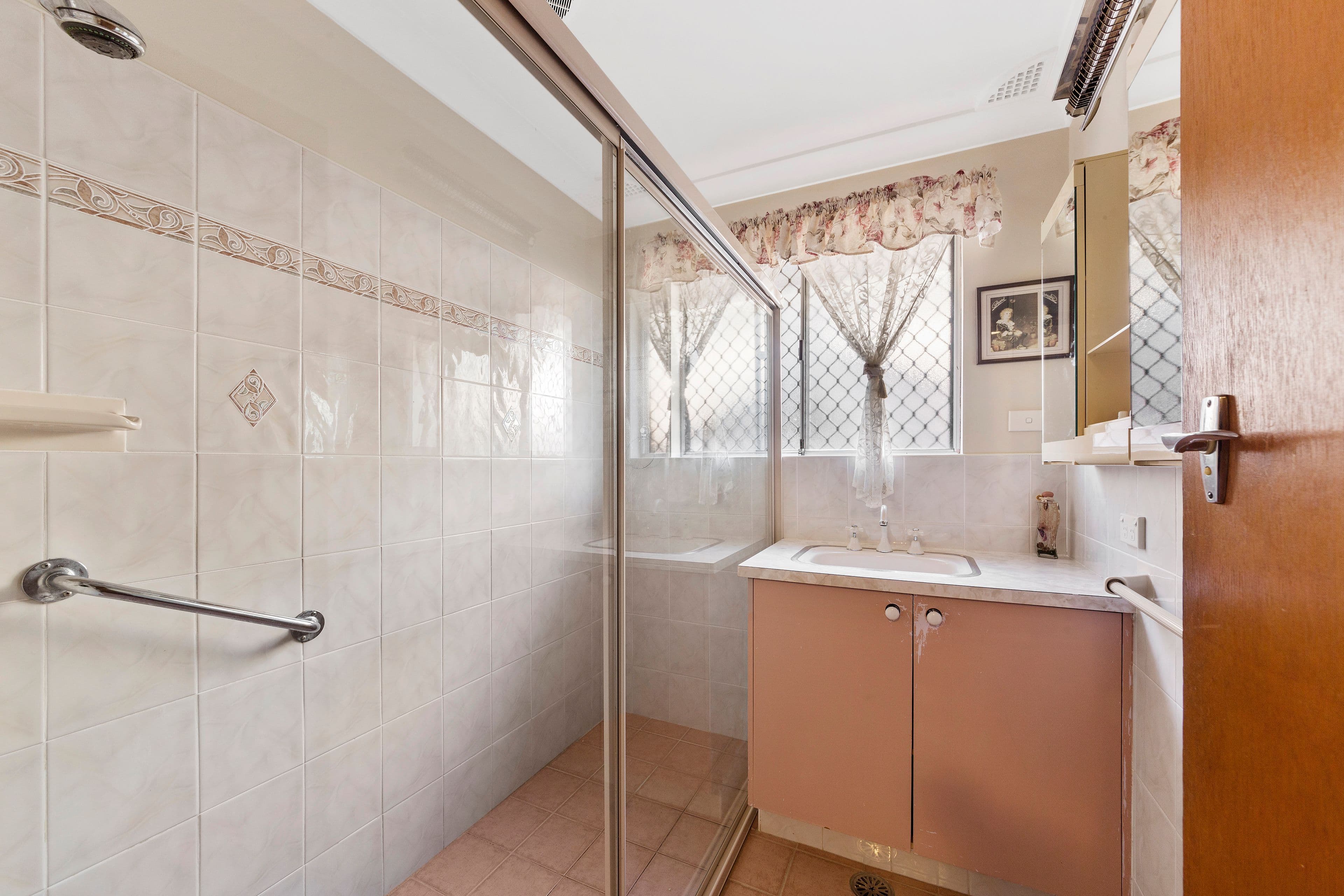 19 Dampier Boulevard, Killarney Vale - Thumbnail 7