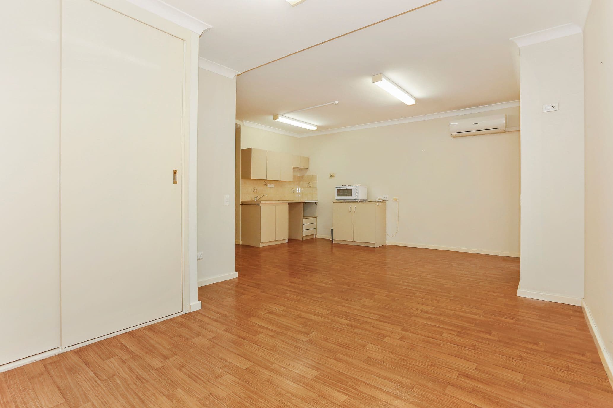 138/7 Harman Road, Sorrento WA 6020, Sorrento - Thumbnail 2