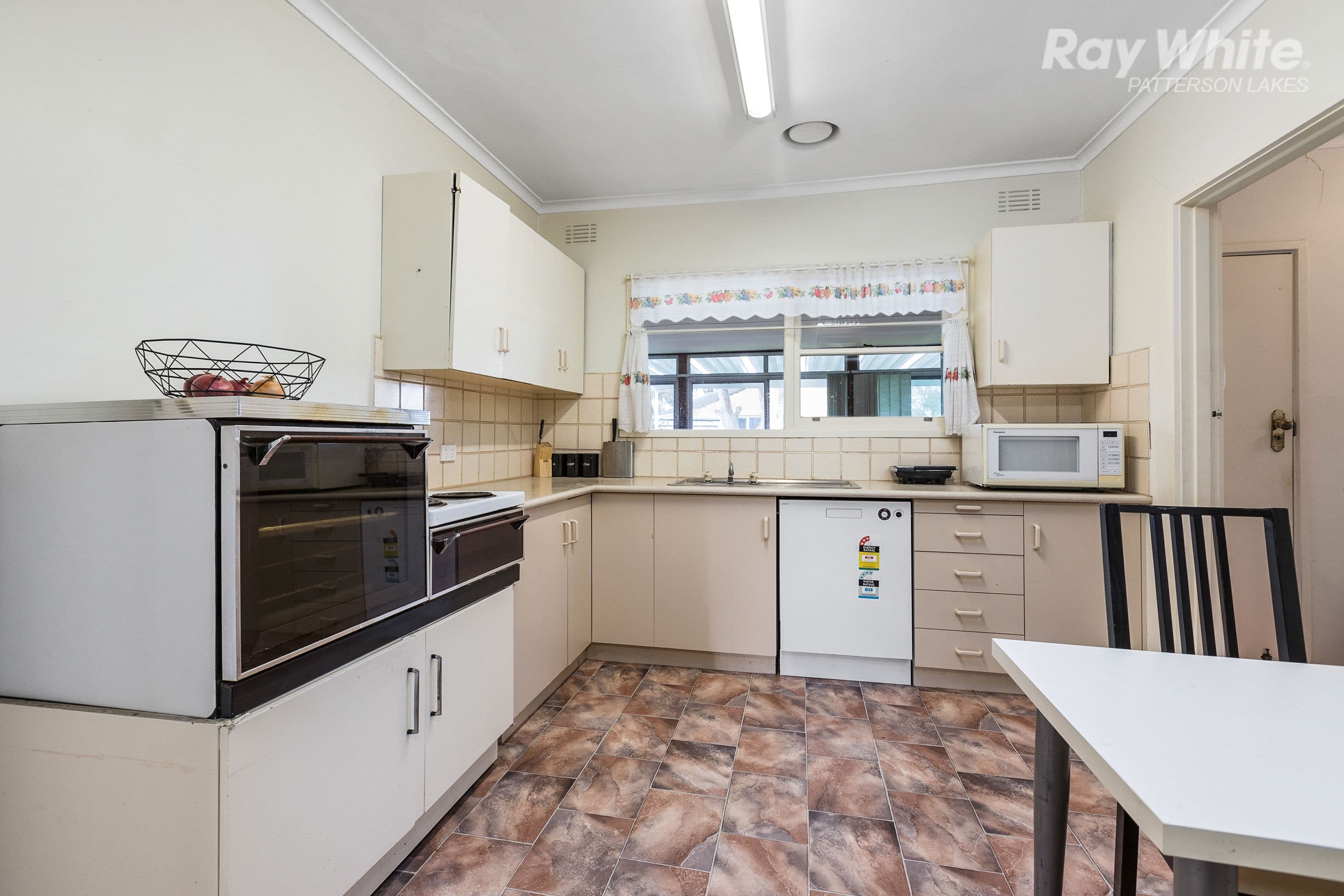 14 Largs Street, Seaford VIC 3198, Seaford - Thumbnail 7