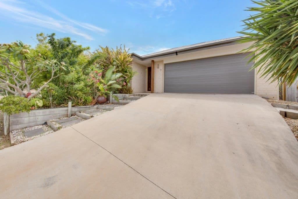 14 Kennedy Close, Glen Eden QLD 4680, Glen Eden - Thumbnail 2
