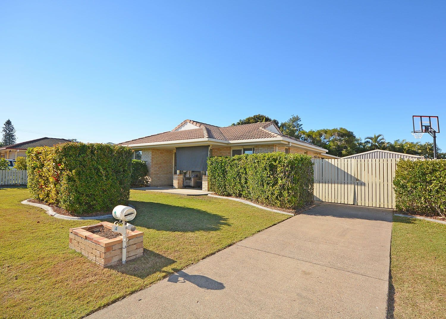 4 Archer Drive, Point Vernon QLD 4655, Point Vernon - Thumbnail 2