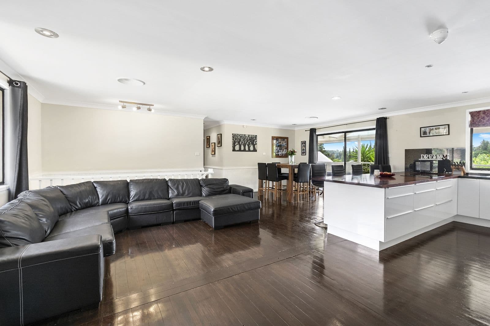 30 Sirius Crescent, Ebenezer - Thumbnail 2