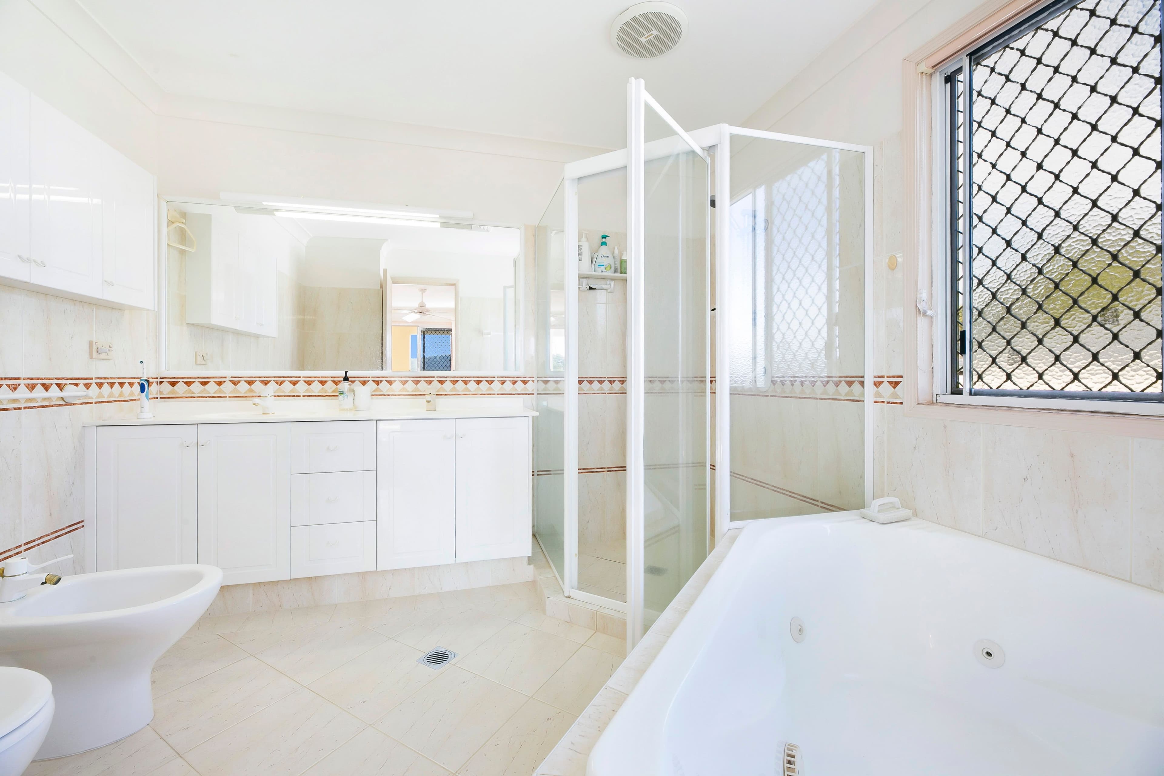 9 Kingston Heath Place, Robina QLD 4226, Robina - Thumbnail 8