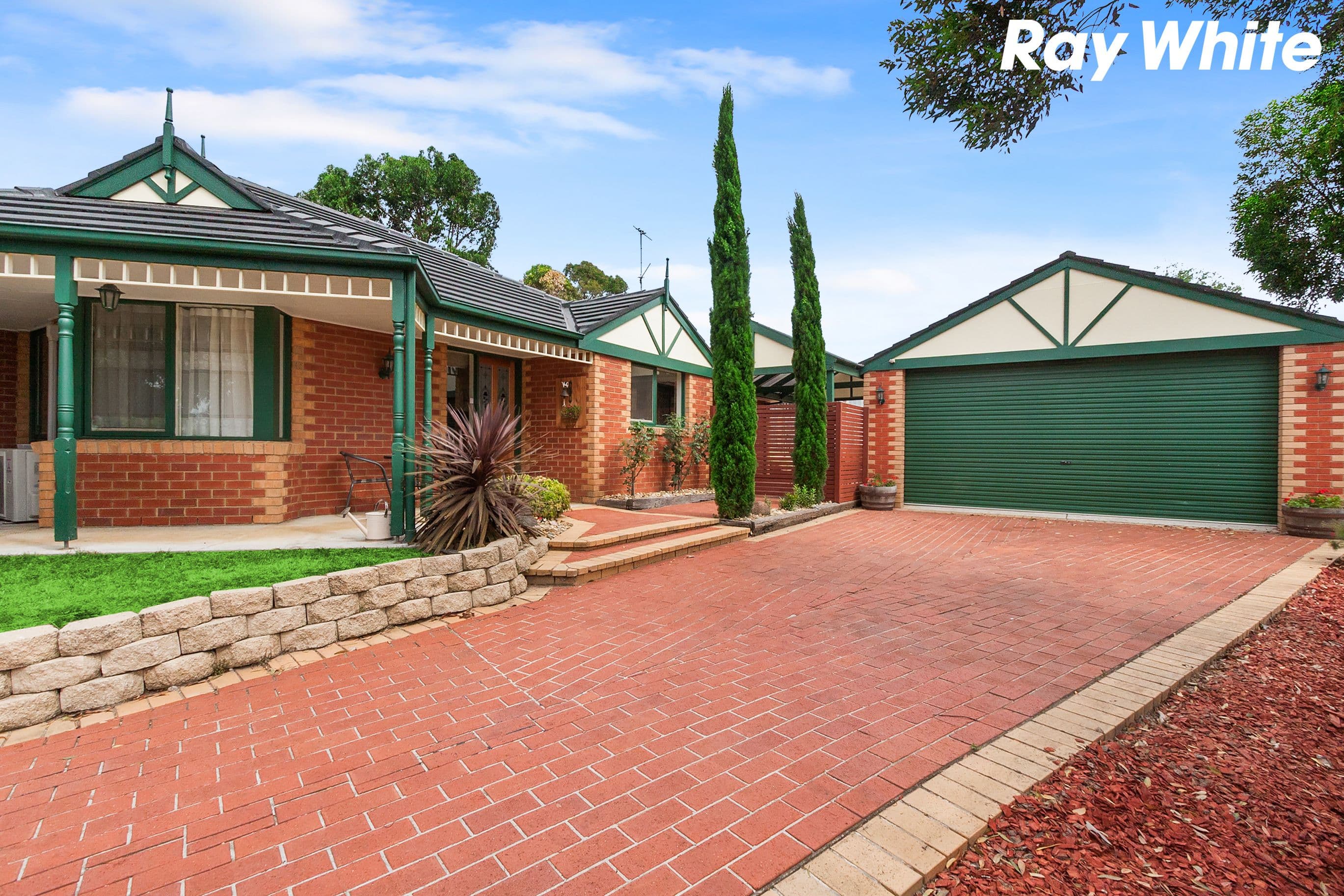 5 Christopher Close, Pakenham VIC 3810, Pakenham - Image 1