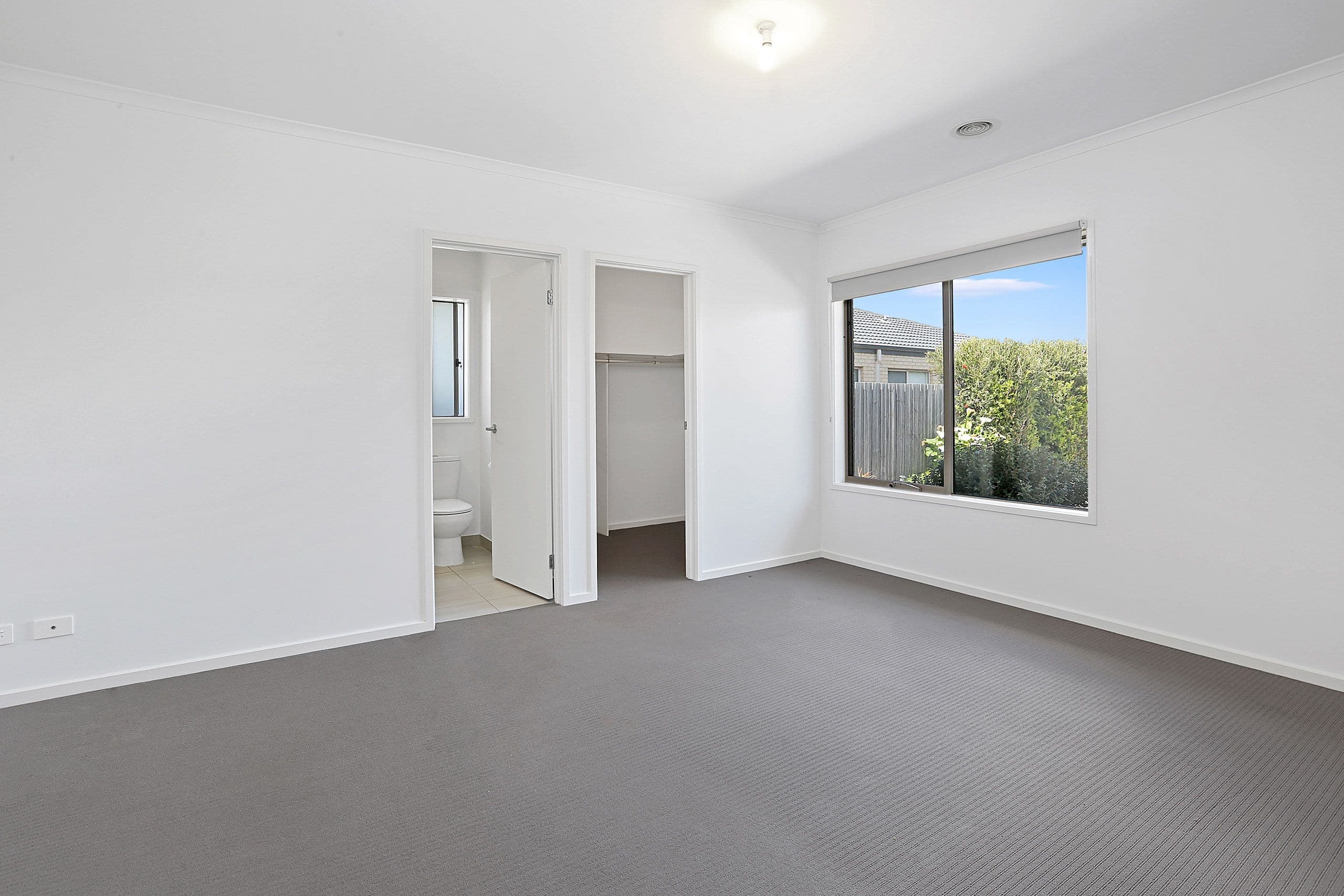 42 Whitecliff Way, Armstrong Creek VIC 3217, Armstrong Creek - Thumbnail 4