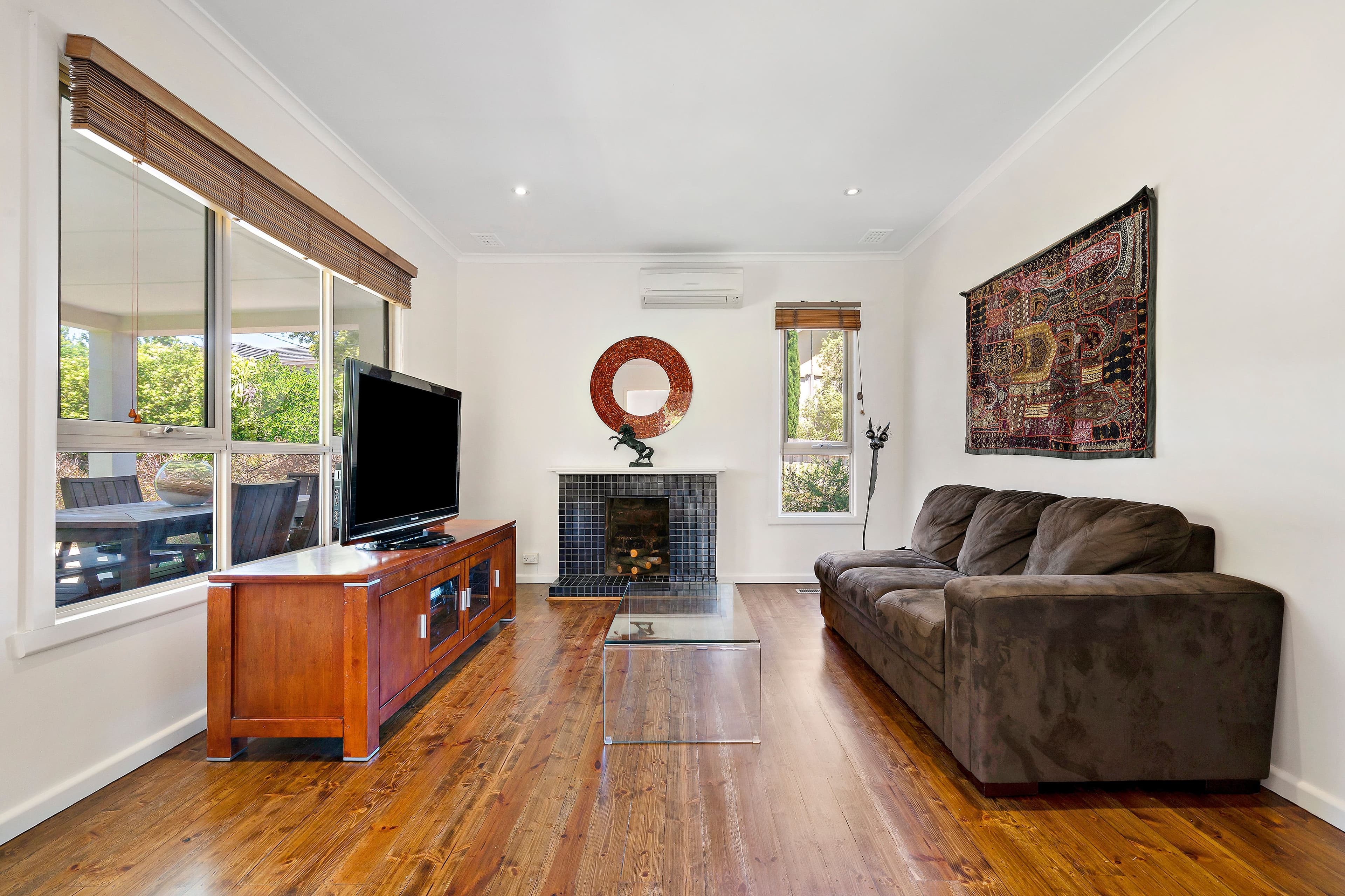 2 Walcha Court, Chadstone VIC 3148, Chadstone - Thumbnail 2
