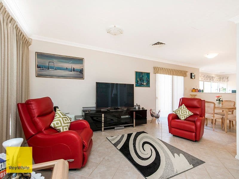 45 Persimmon Place, Kalamunda WA 6076, Kalamunda - Thumbnail 5