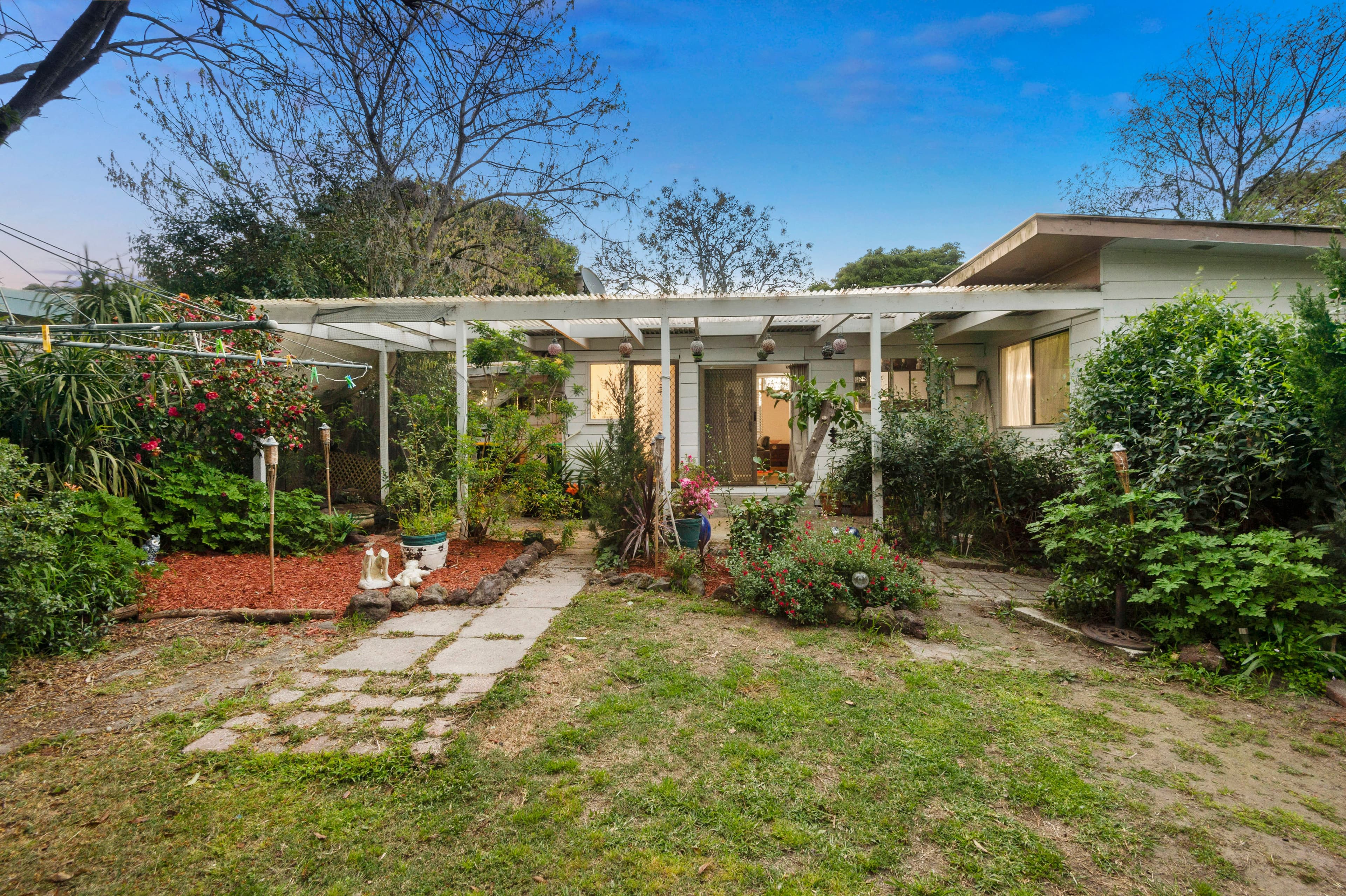 17 Berberis Crescent, Frankston VIC 3199, Frankston - Thumbnail 7