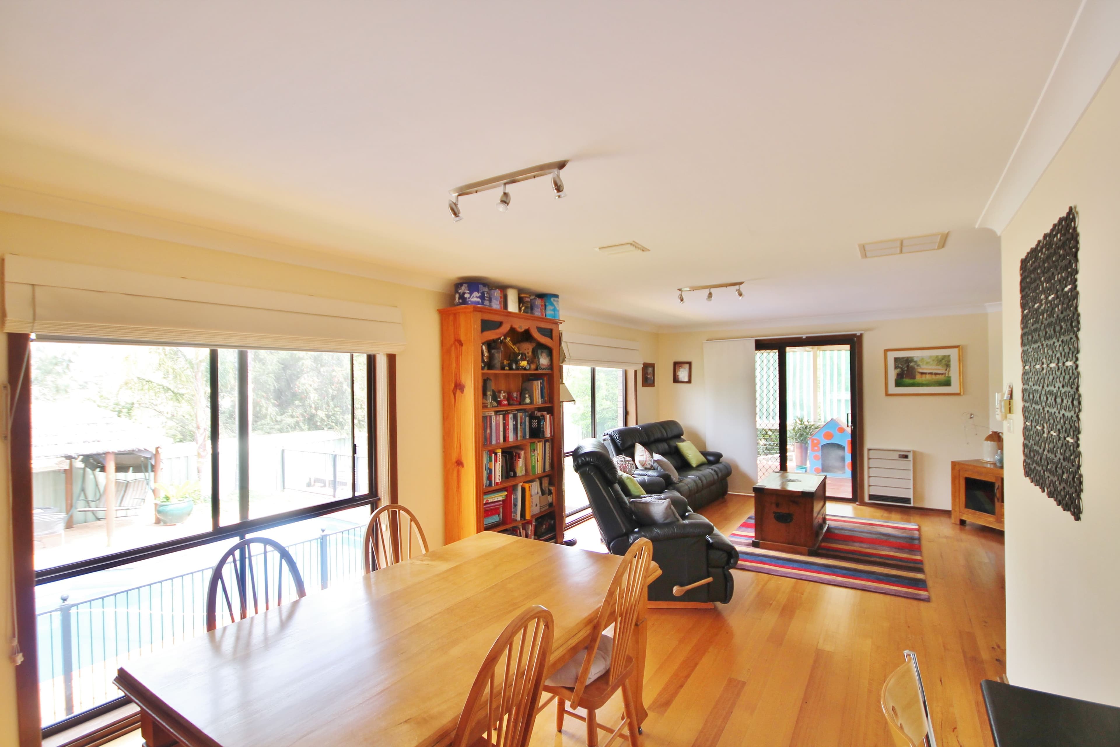 4 Hardy Avenue, Young - Thumbnail 7