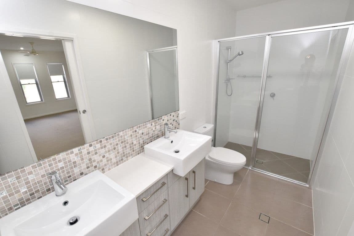 19 Telopea Place, Kirkwood QLD 4680, Kirkwood - Thumbnail 7