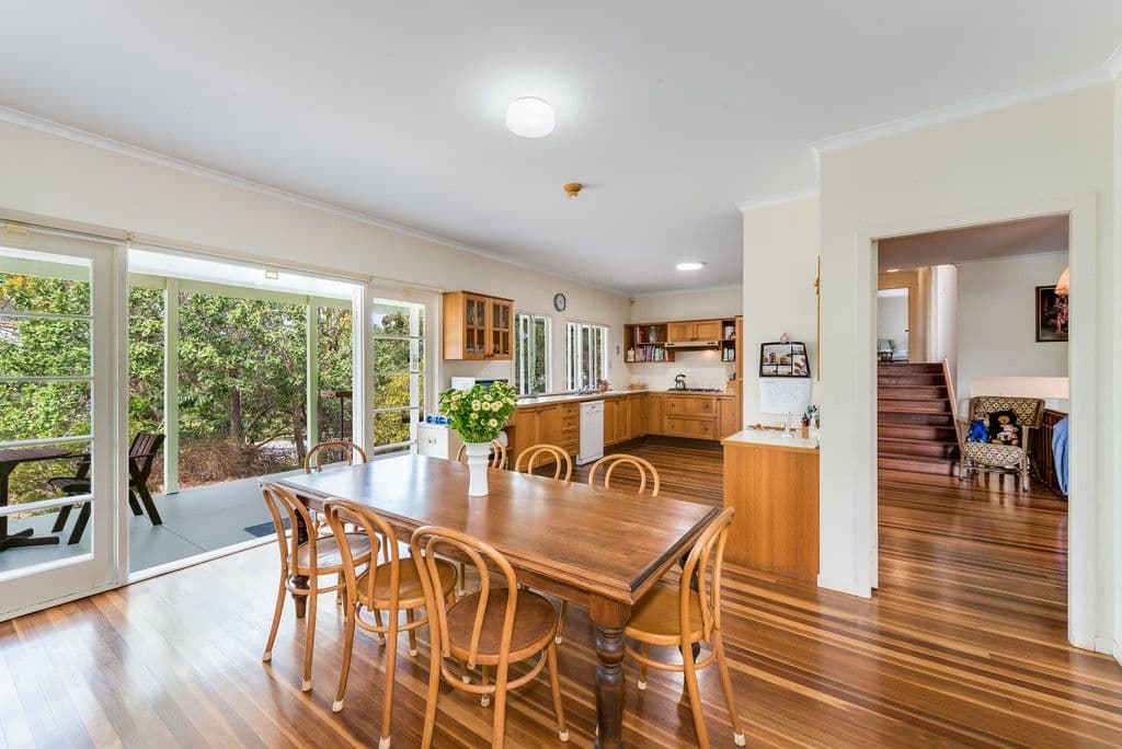 12 Columbia Street, Chapel Hill QLD 4069, Chapel Hill - Thumbnail 4
