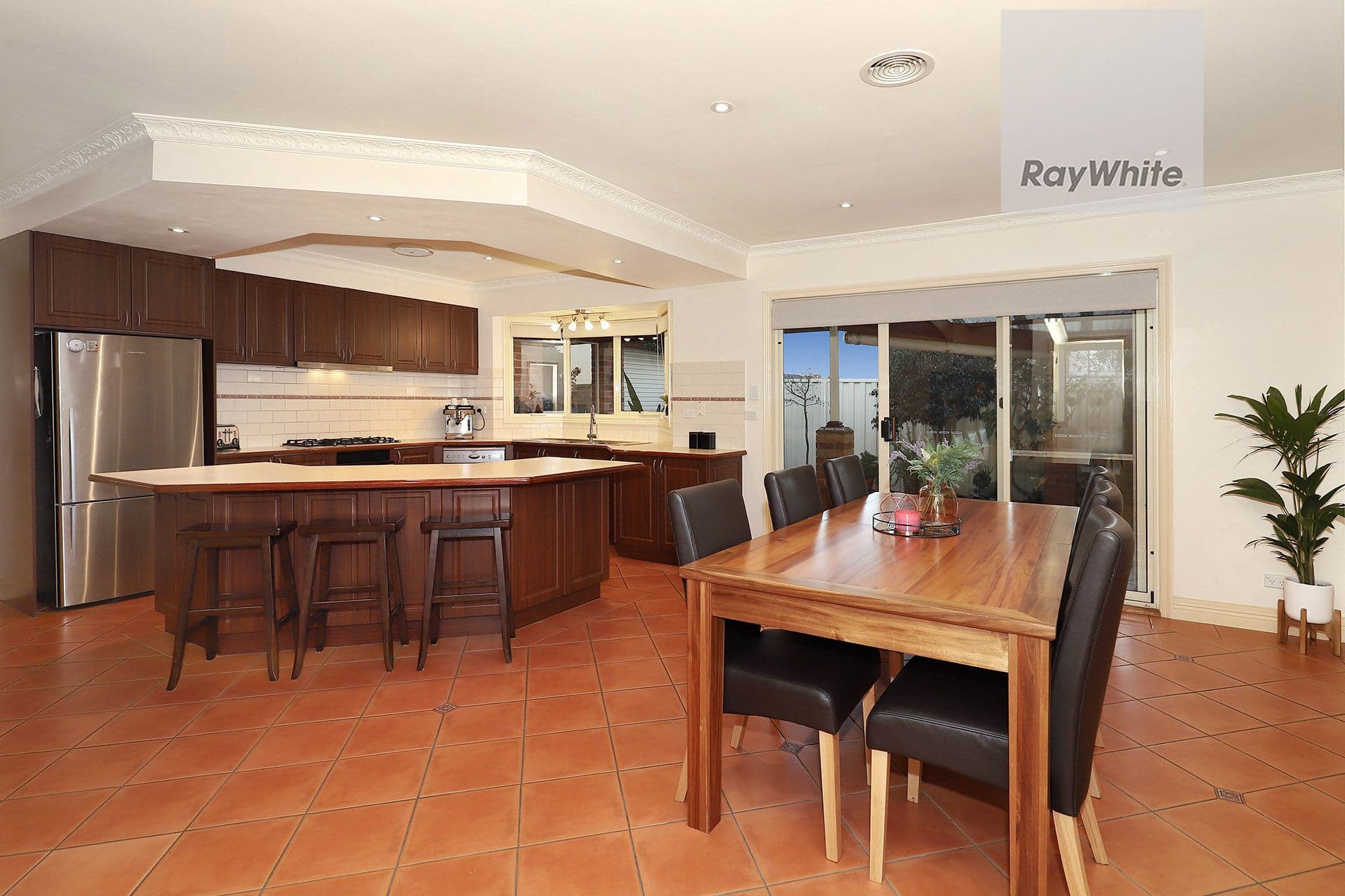 19 Helmsdale Crescent, Greenvale VIC 3059, Greenvale - Thumbnail 6