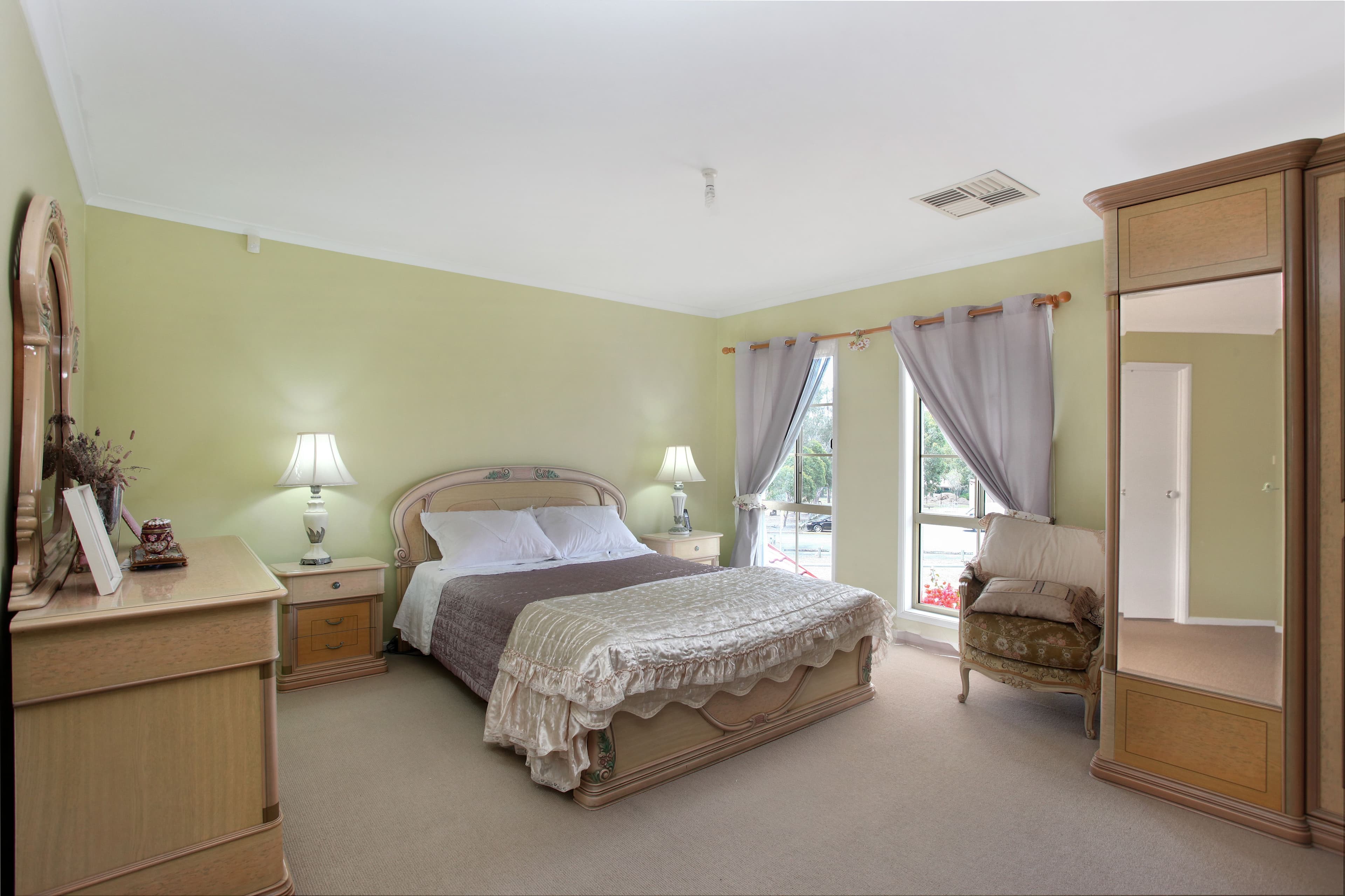 1 Kneale Close, Edensor Park - Thumbnail 5