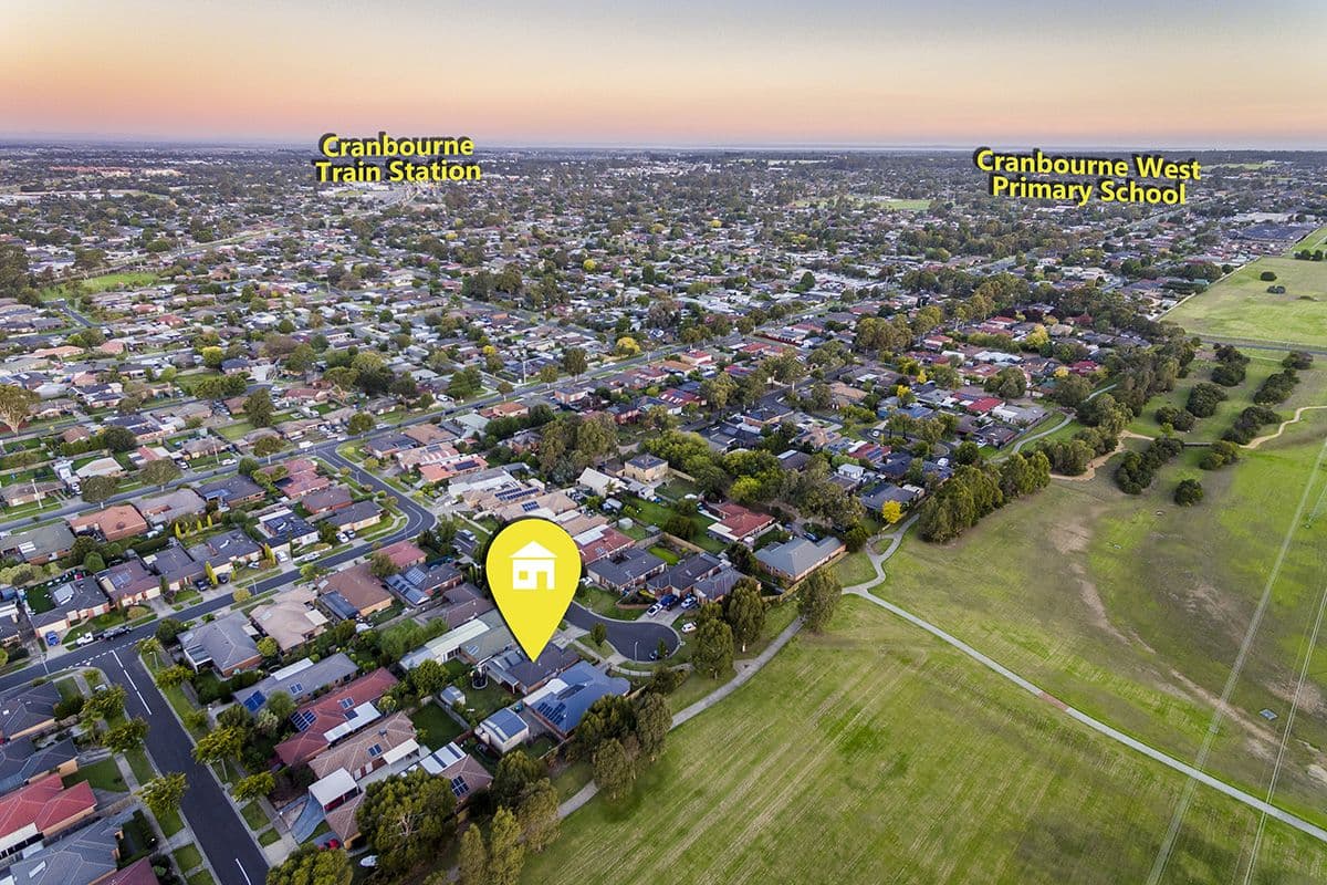8 Faith Court, Cranbourne West VIC 3977, Cranbourne West - Thumbnail 2