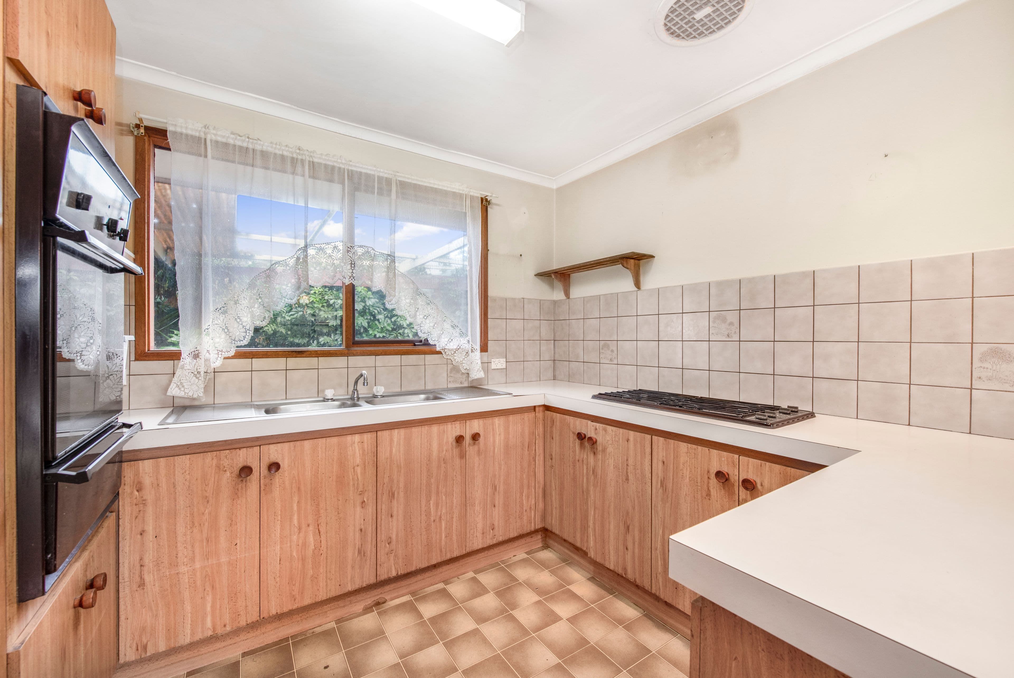 8 Ashton Place, Pakenham VIC 3810, Pakenham - Thumbnail 4