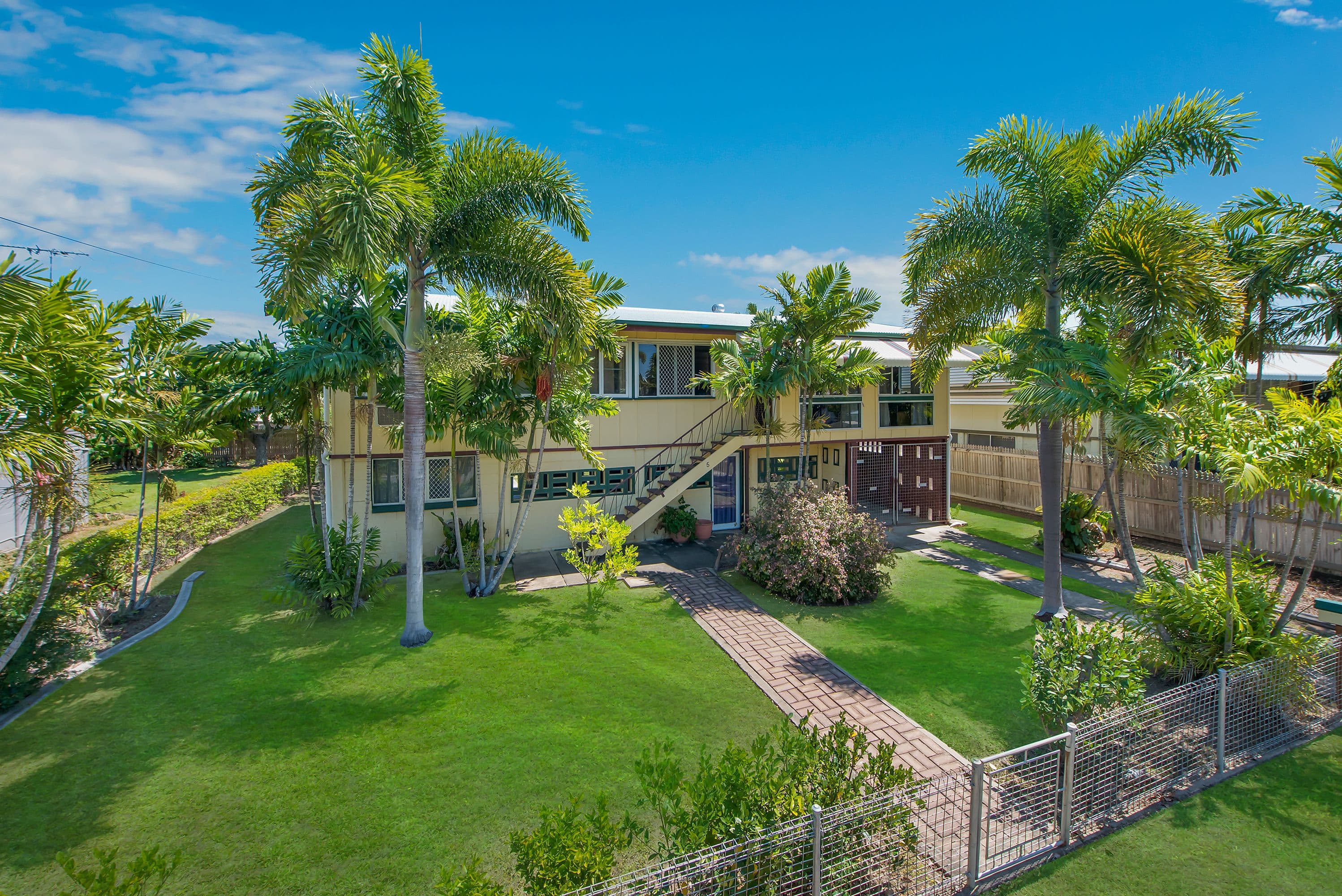 5 Warrina Street, Currajong QLD 4812, Currajong - Image 1