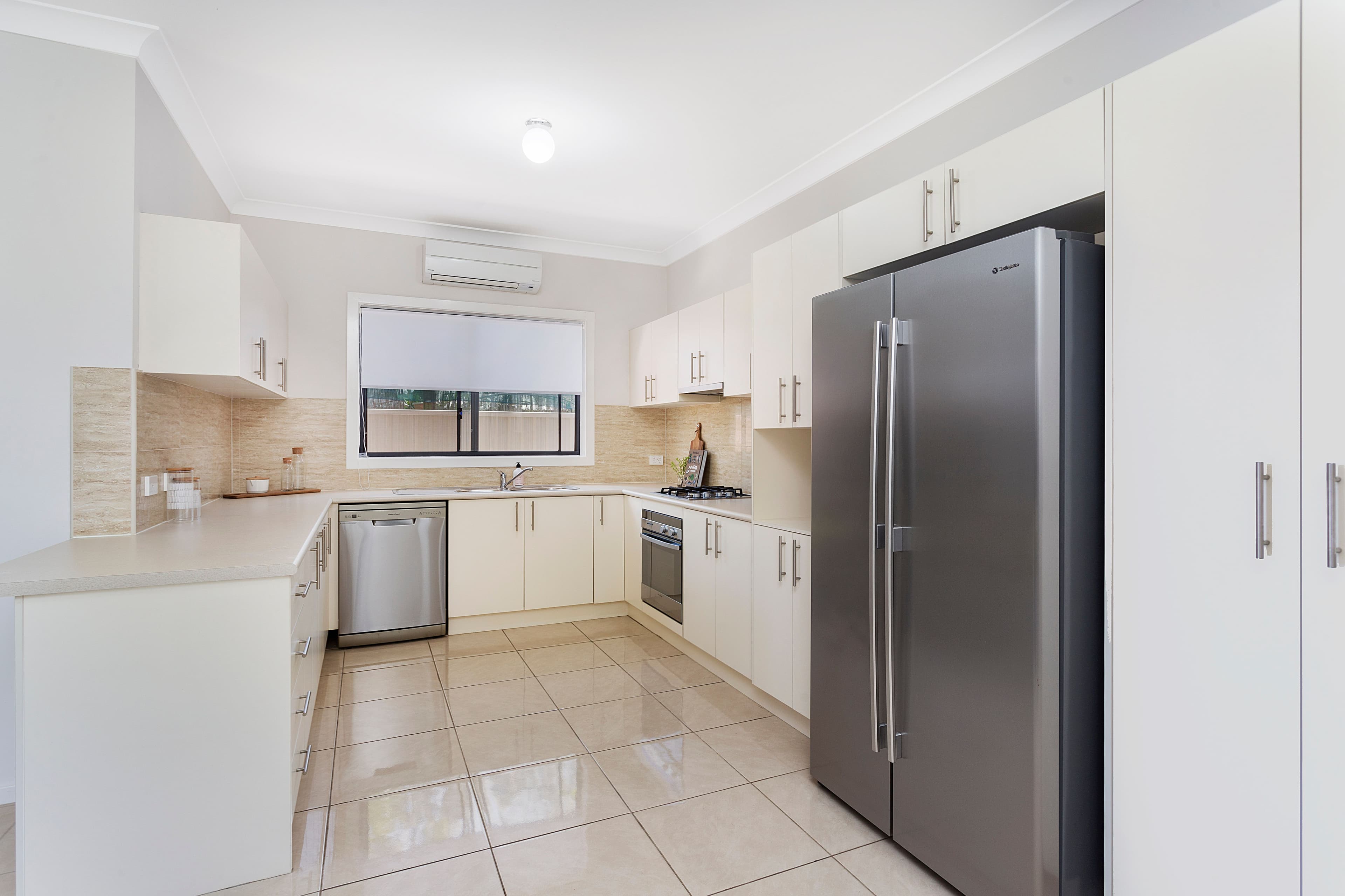 35A Woodfield Boulevarde, Caringbah NSW 2229, Caringbah - Thumbnail 4