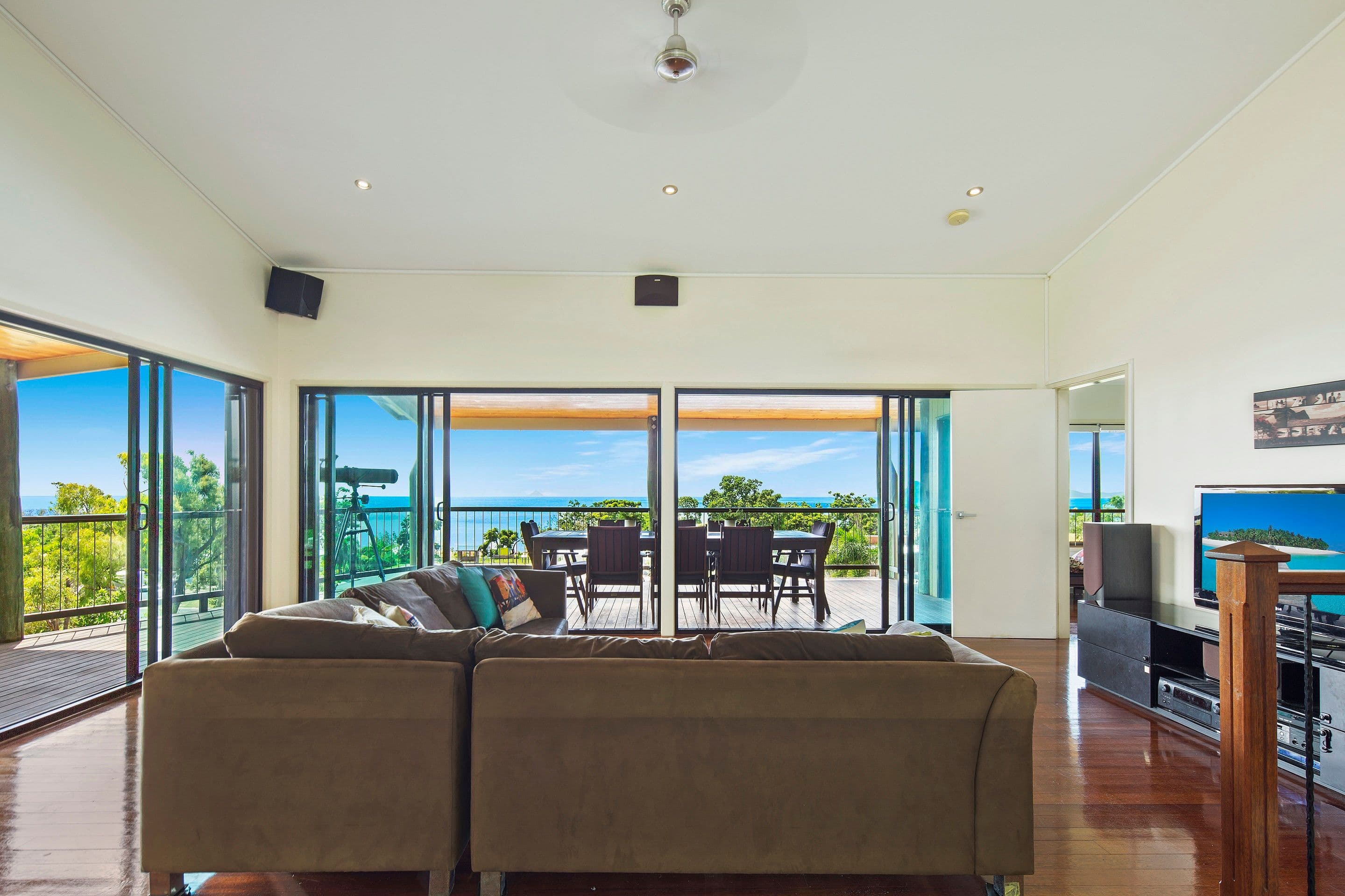 71 Gloucester Avenue, Hideaway Bay QLD 4800, Hideaway Bay - Thumbnail 2