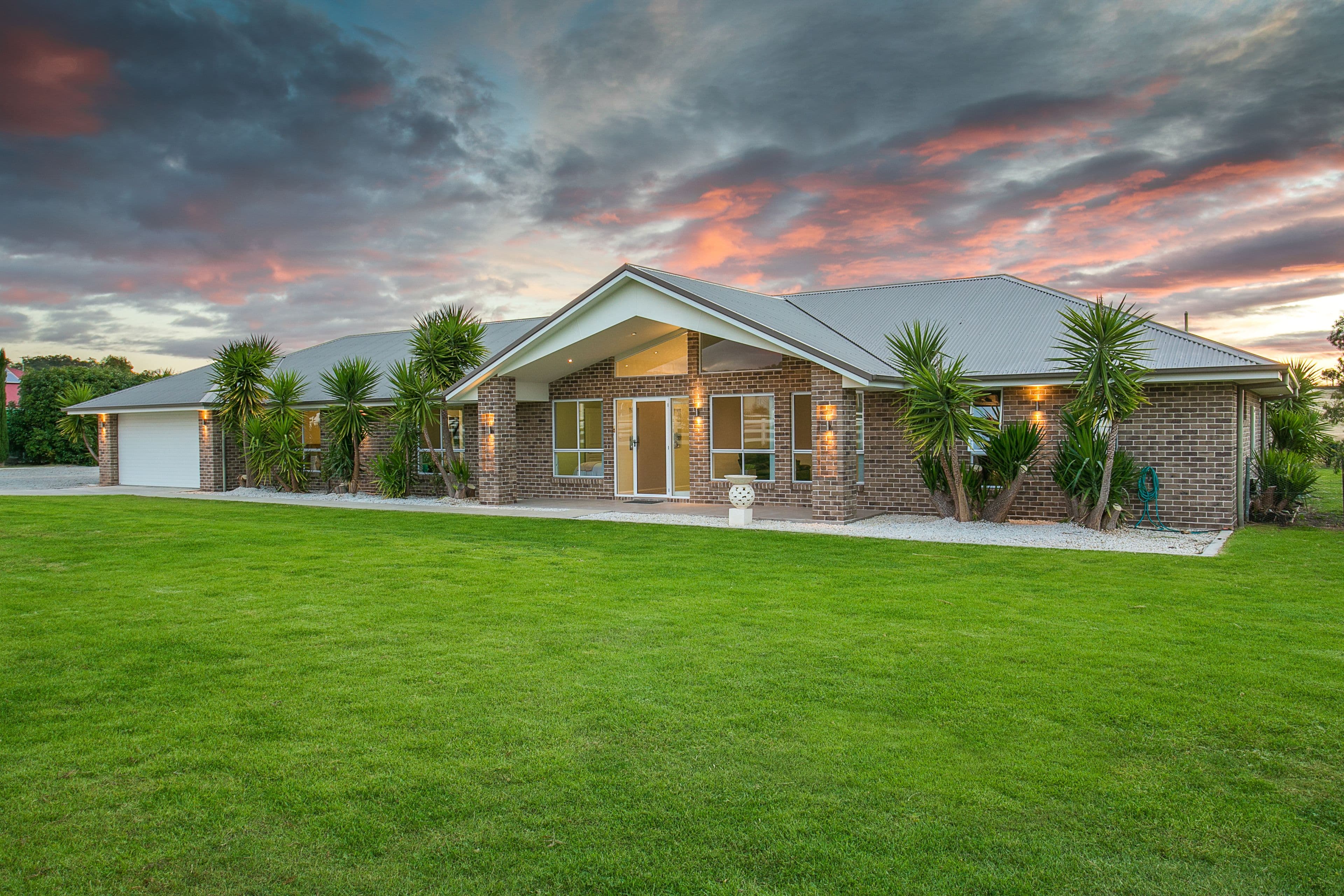 15 Sequoia Drive, Tamworth NSW 2340, Tamworth - Image 1