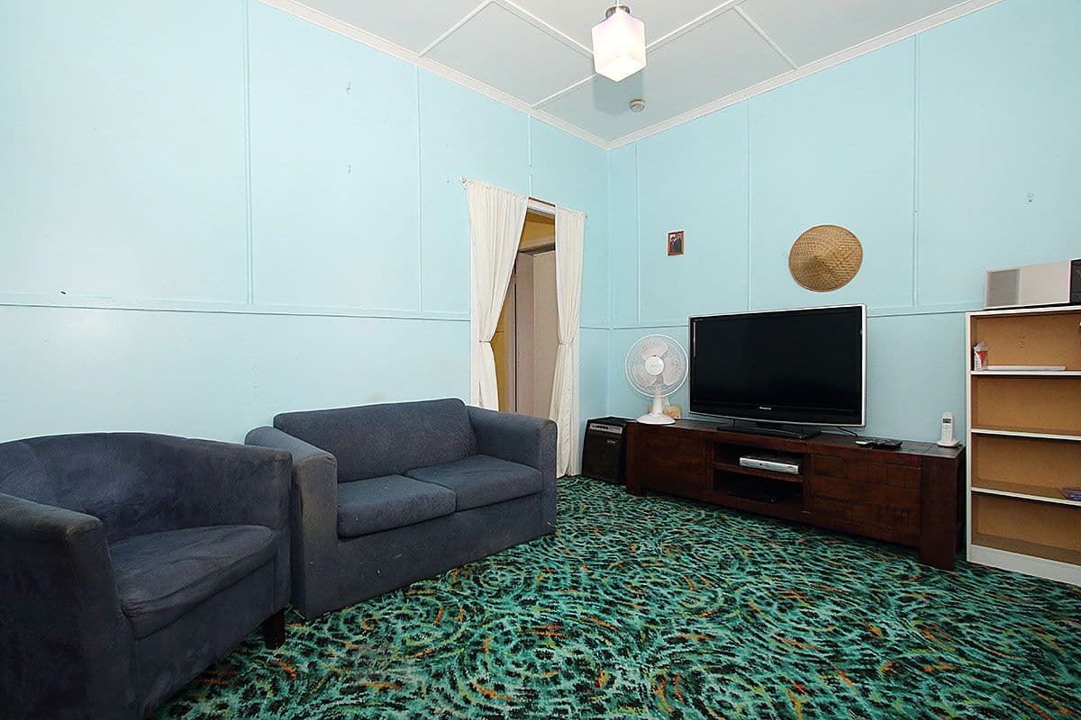 3 Vineyard Street, One Mile QLD 4305, One Mile - Thumbnail 8