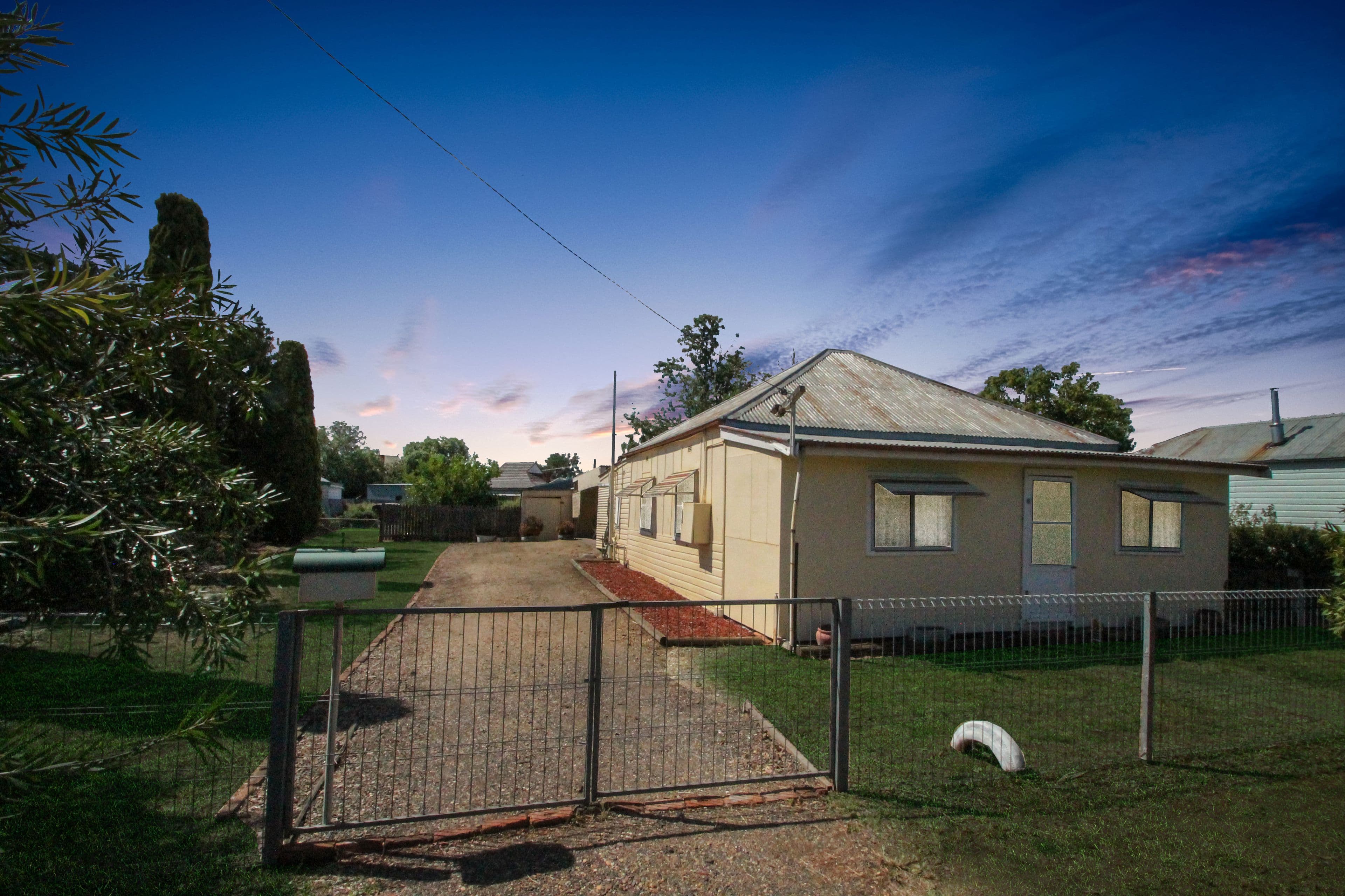 9 Pollock Street, Quirindi - Image 1
