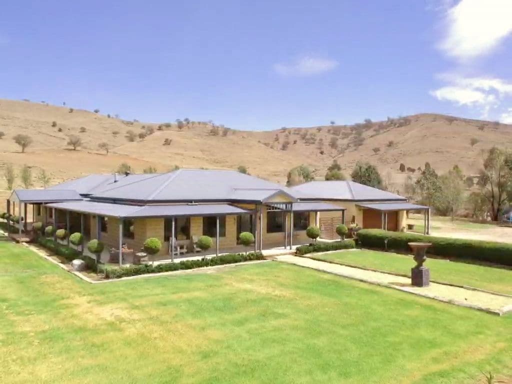 61 Happy Valley Road, Gundagai NSW 2722, Gundagai - Thumbnail 2