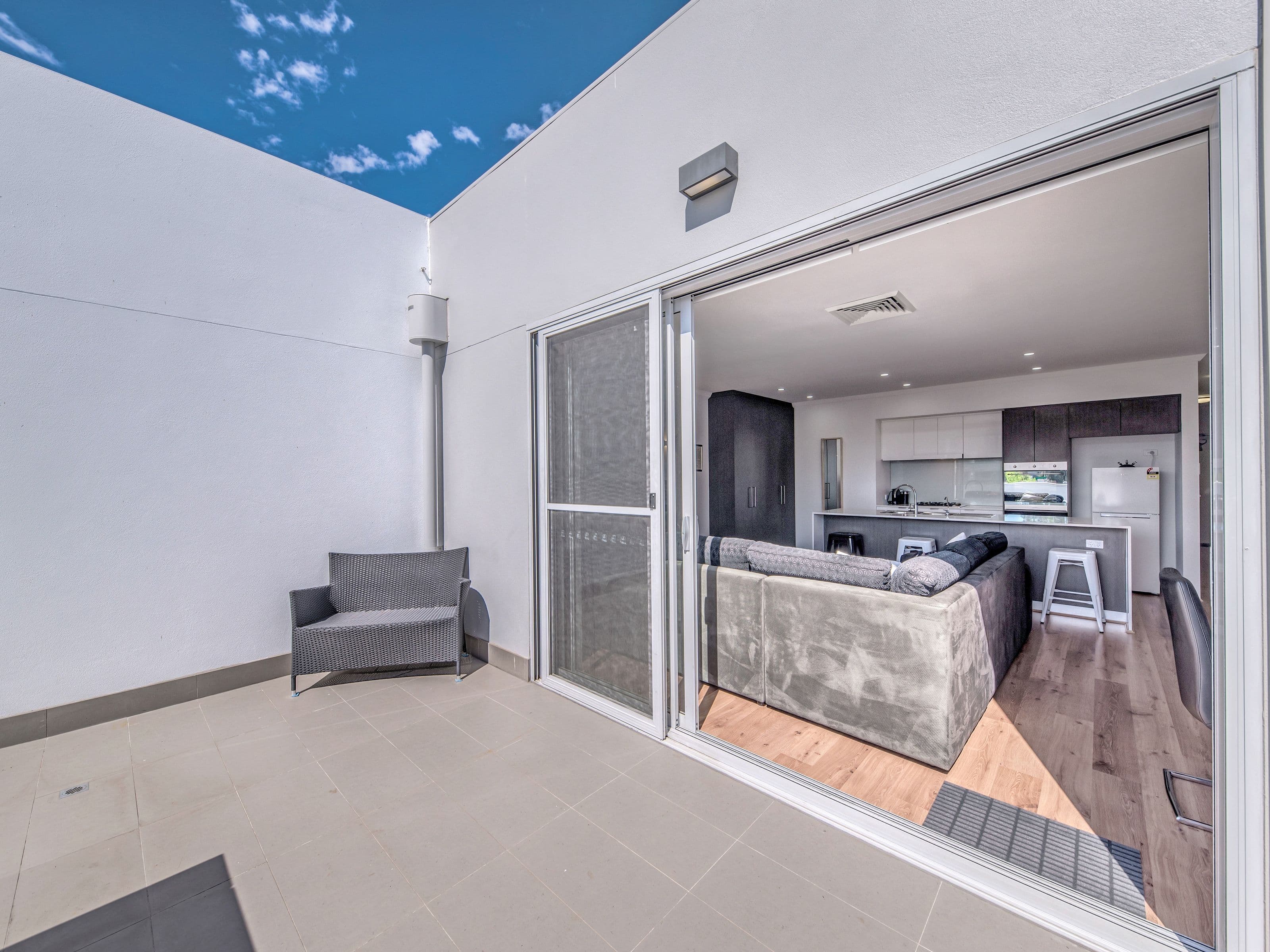 13/2 Downey Drive, Como WA 6152, Como - Thumbnail 5