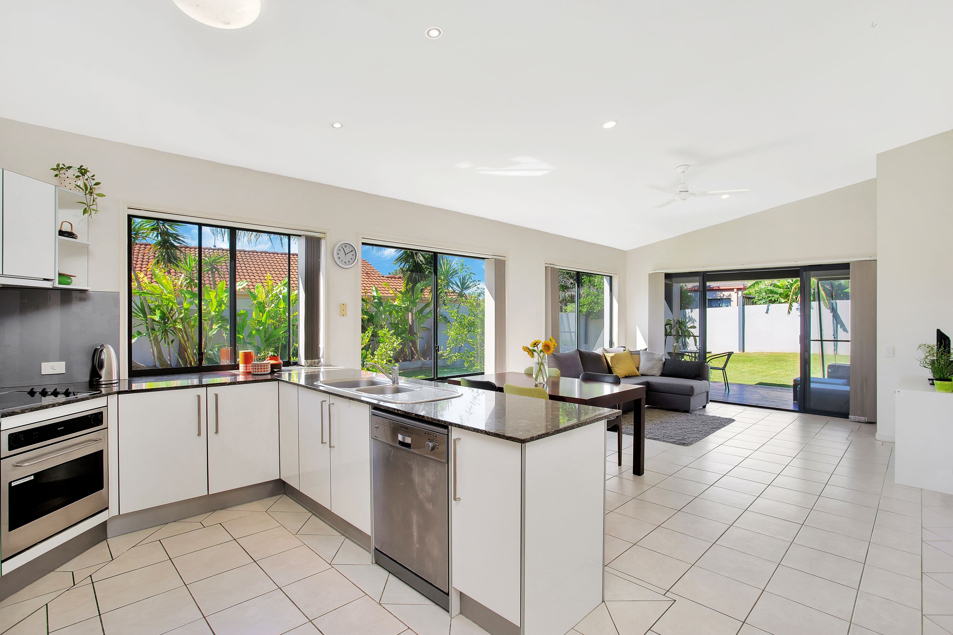 39 Olympus Drive, Robina QLD 4226, Robina - Thumbnail 4
