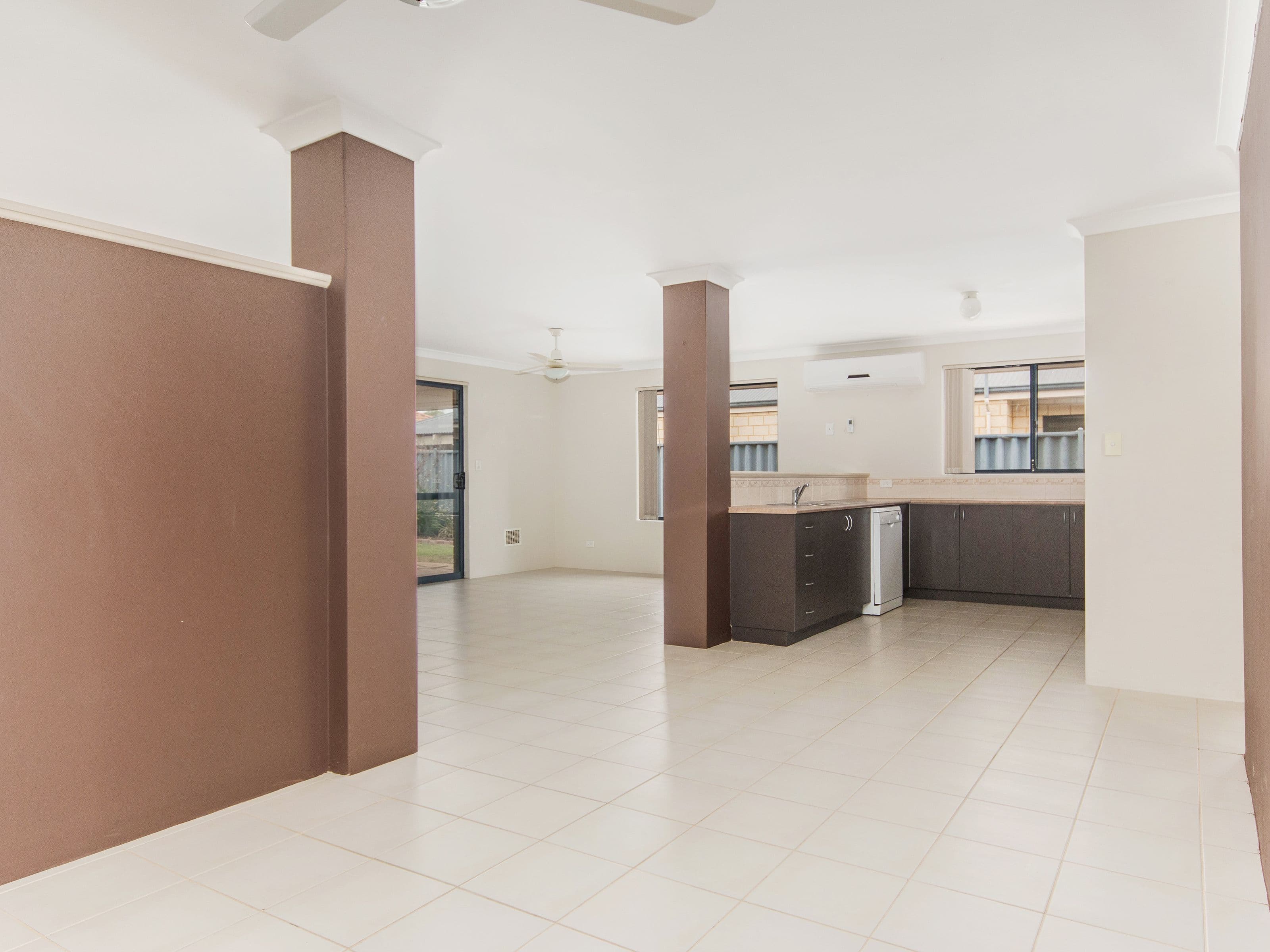 12 Grandis Drive, Baldivis WA 6171, Baldivis - Thumbnail 4