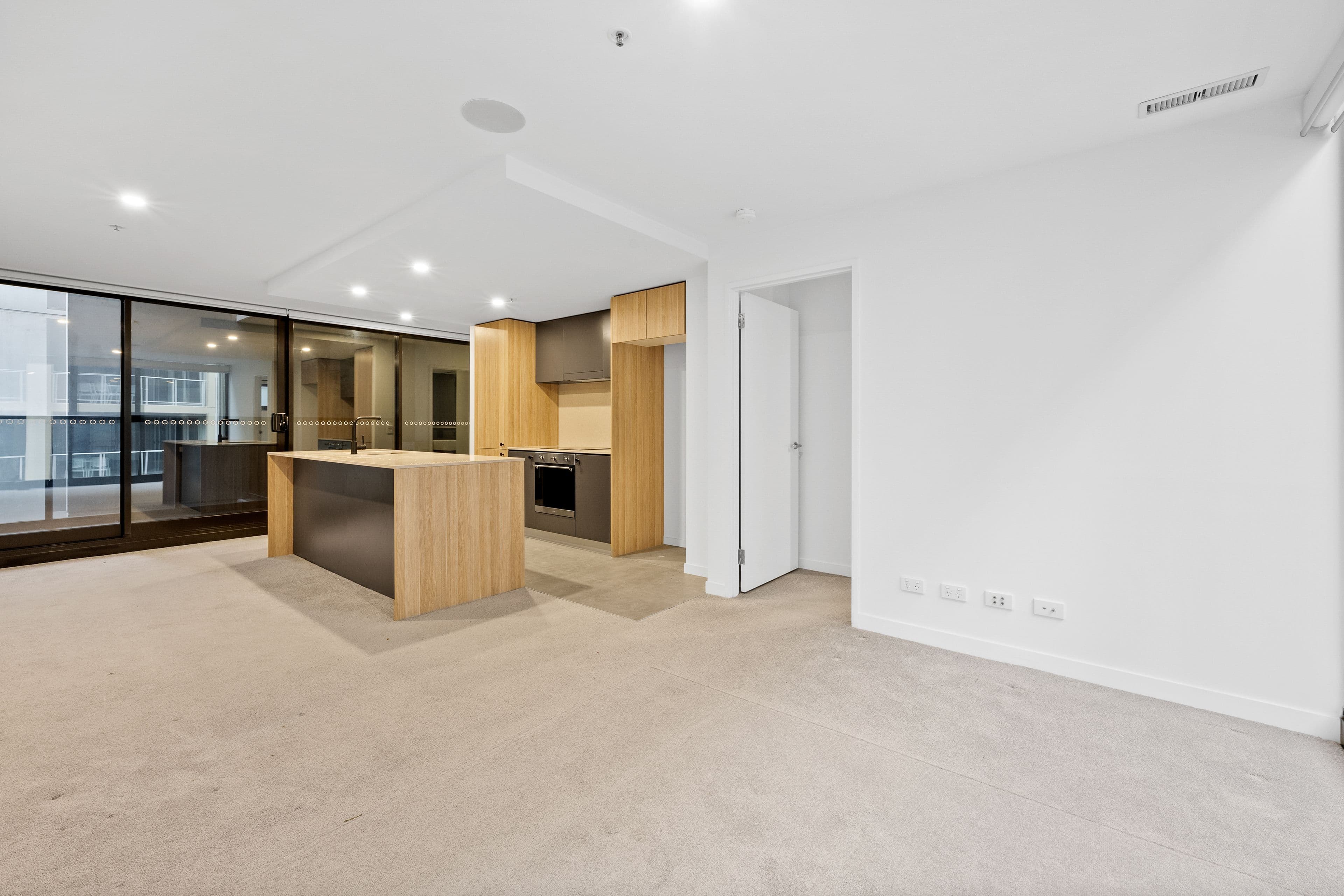 417/1 Elouera Street, Braddon ACT 2612, Braddon - Thumbnail 2