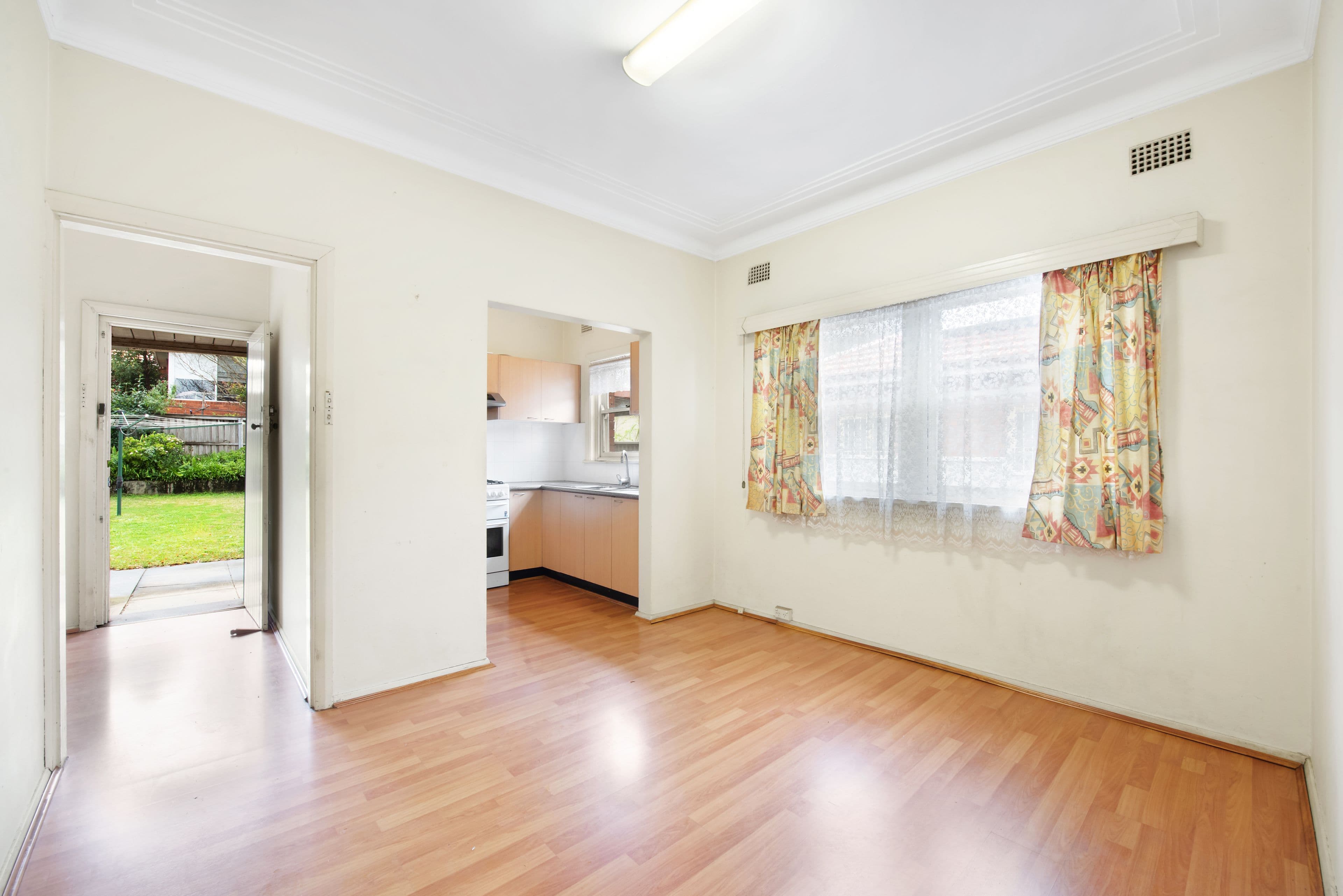3 Mayfair Crescent, Beverly Hills NSW 2209, Beverly Hills - Thumbnail 5