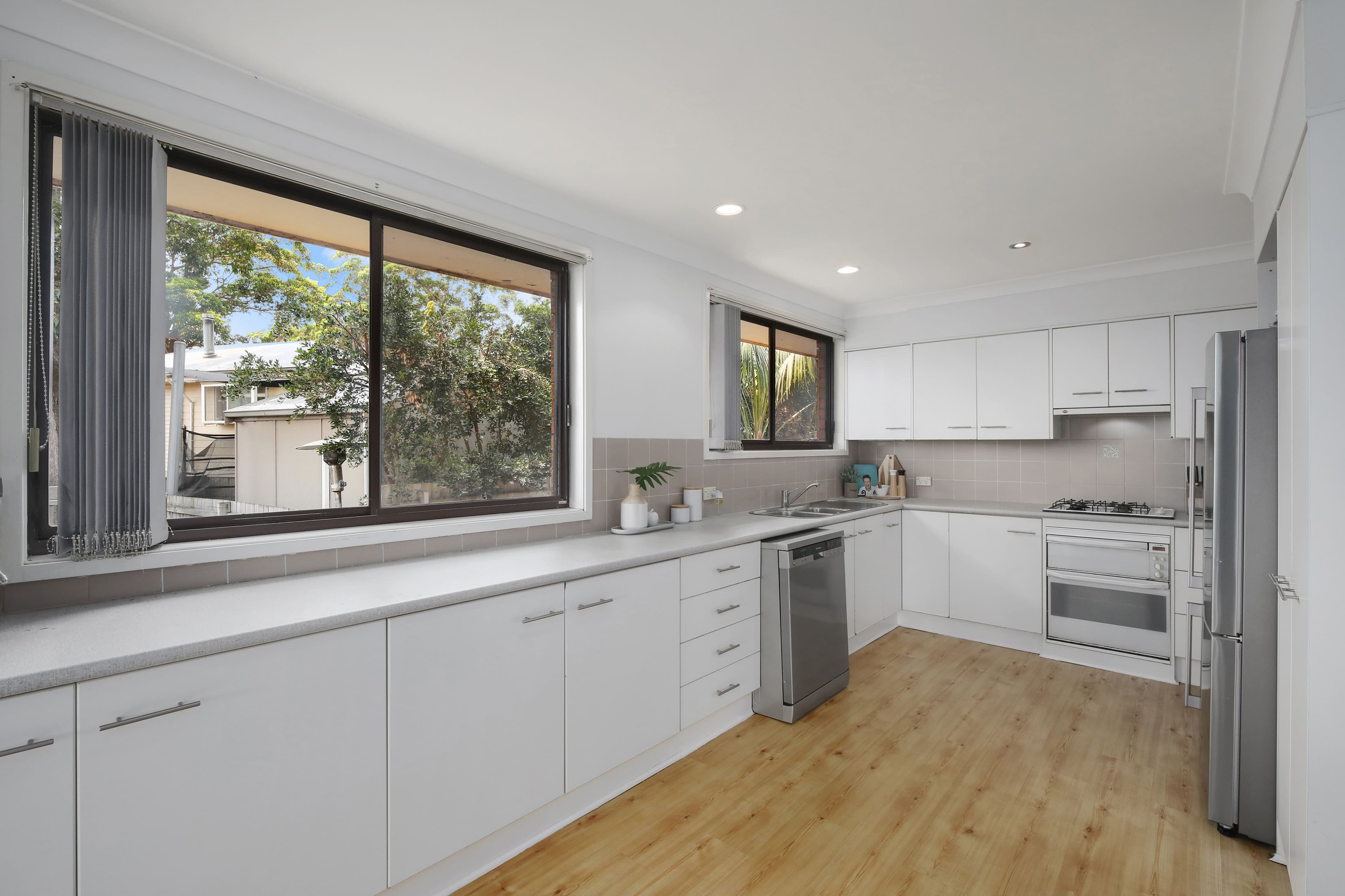 2 Colin Street, Saratoga - Thumbnail 5