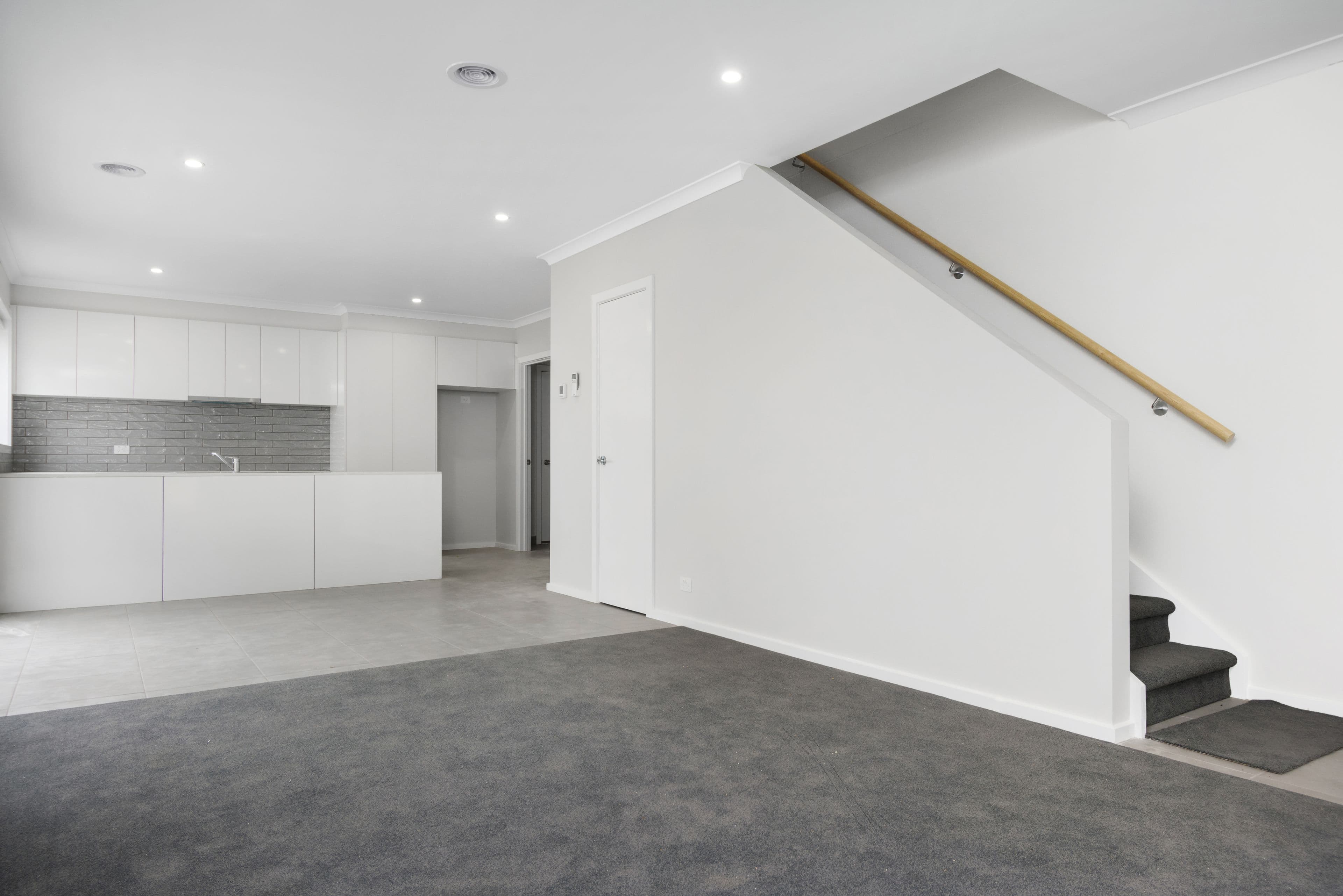1/400 Skipton Street, Redan  Victoria  3350, Australia, Redan - Thumbnail 2