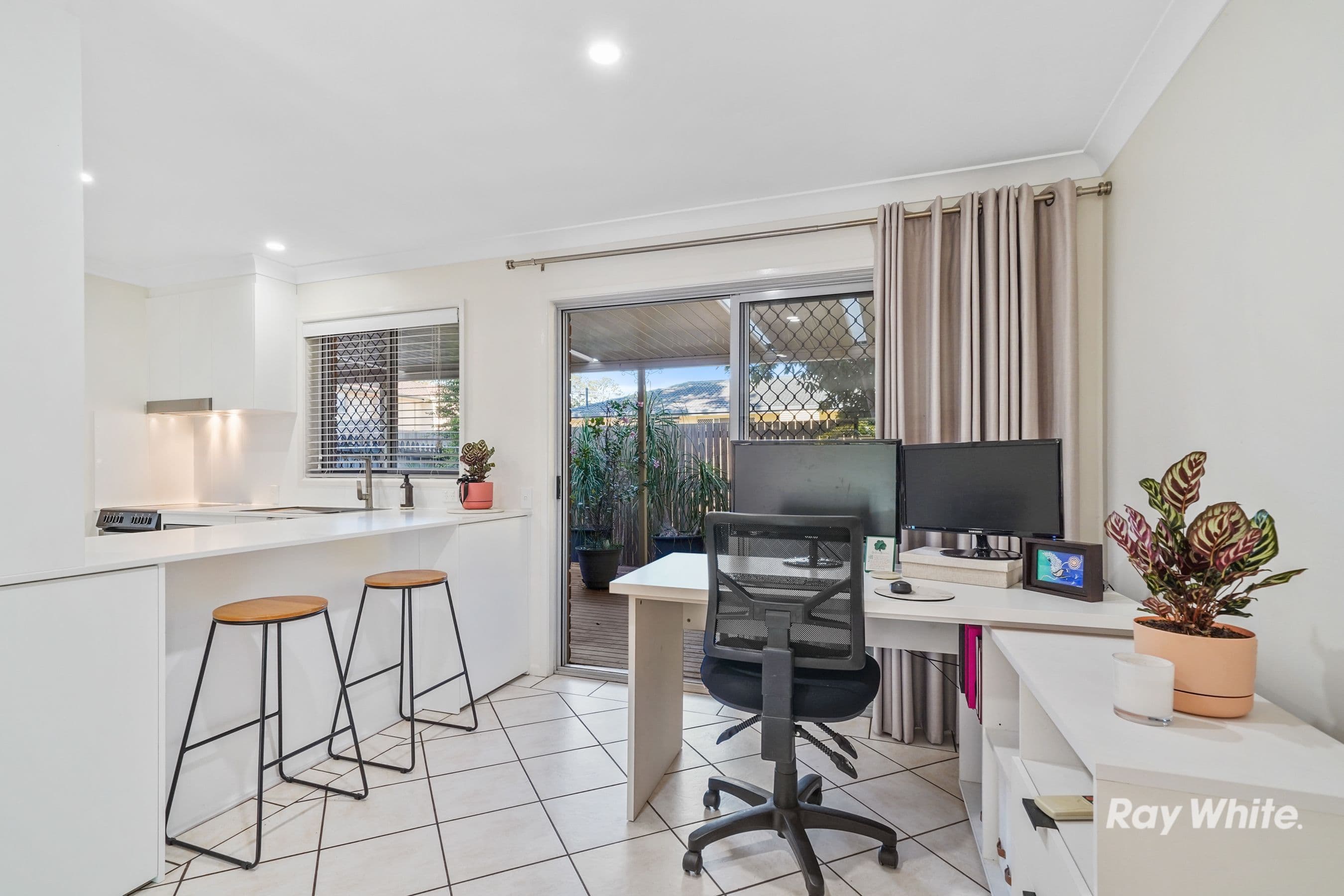 18 Daisy Hill Road, Daisy Hill QLD 4127, Daisy Hill - Thumbnail 7