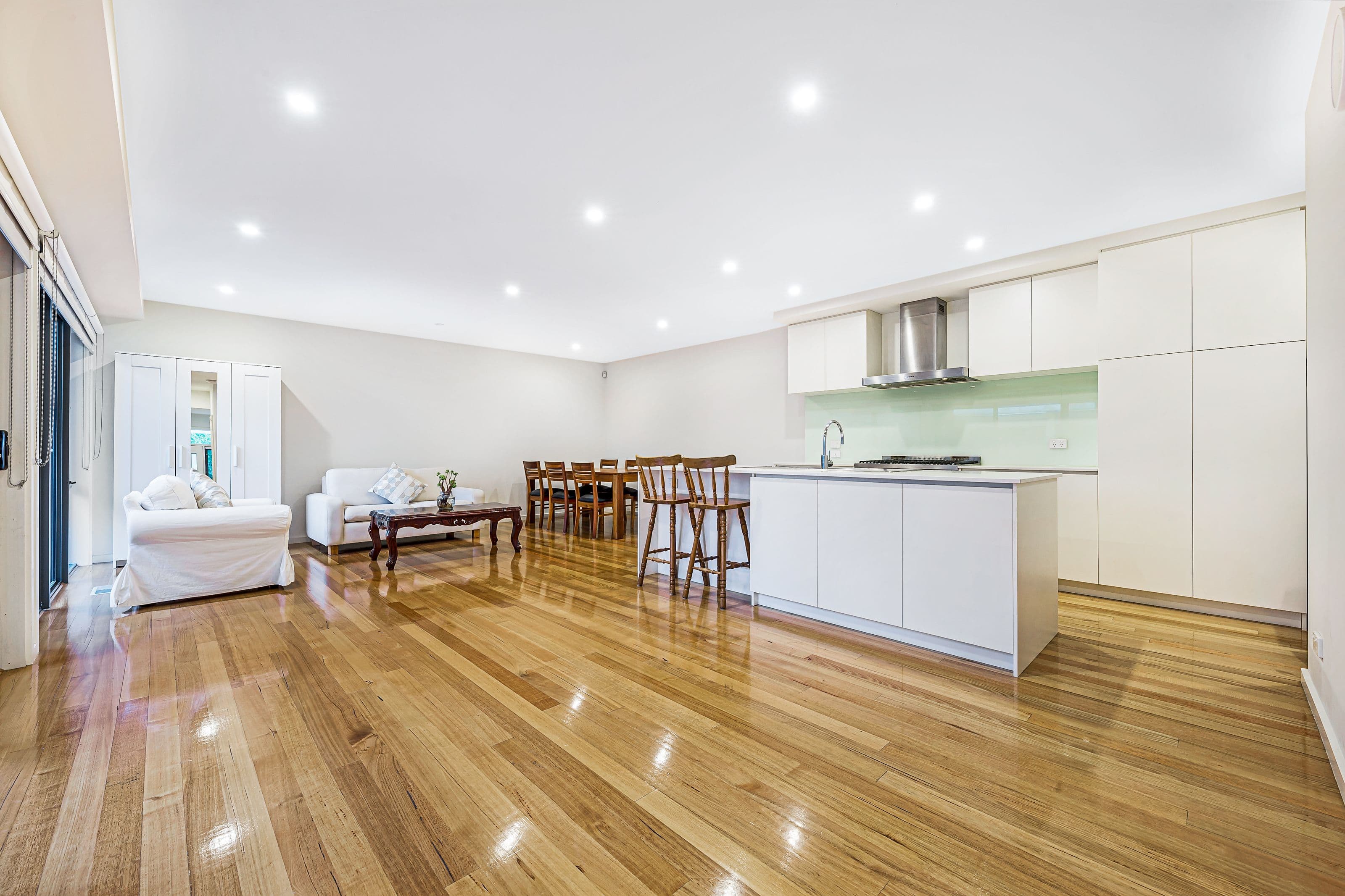 16 Ochre Place, Mount Waverley VIC 3149, Mount Waverley - Thumbnail 4
