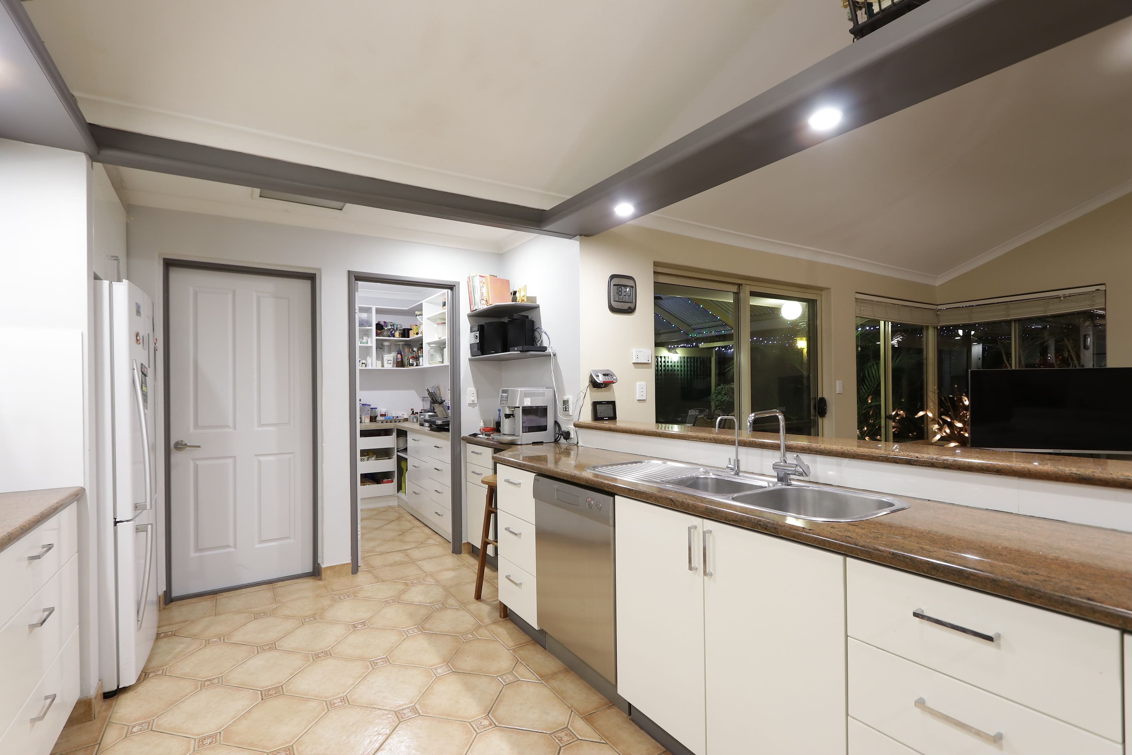 44 Caledonia Avenue, Currambine WA 6028, Currambine - Thumbnail 6