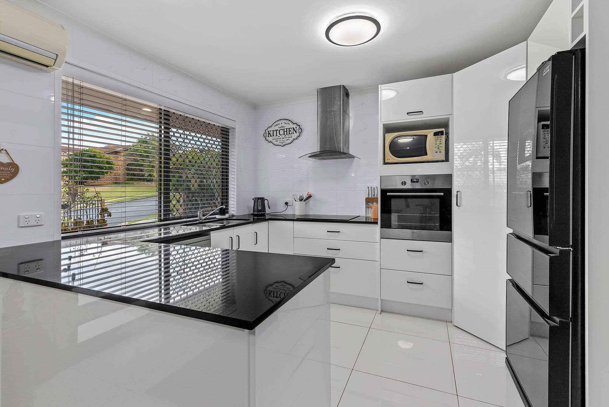 1 Savalas Street, McDowall QLD 4053, McDowall - Thumbnail 8