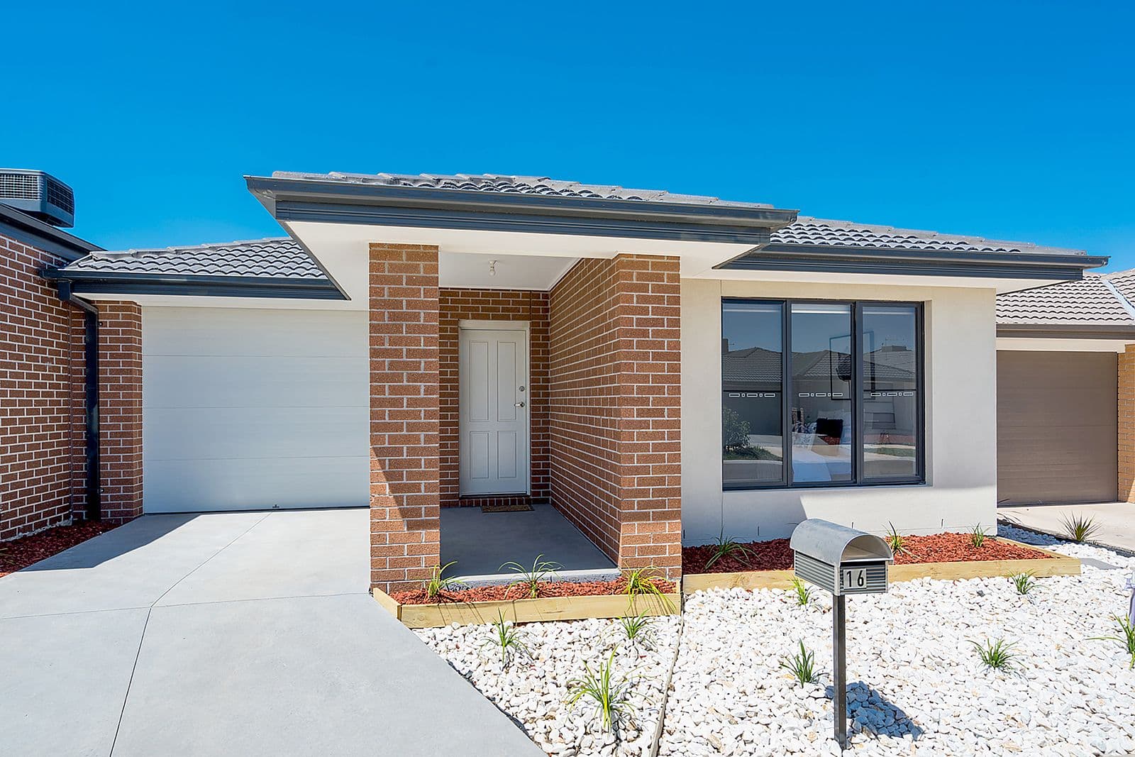 16 Bolwarra Street, Craigieburn VIC 3064, Craigieburn - Thumbnail 2
