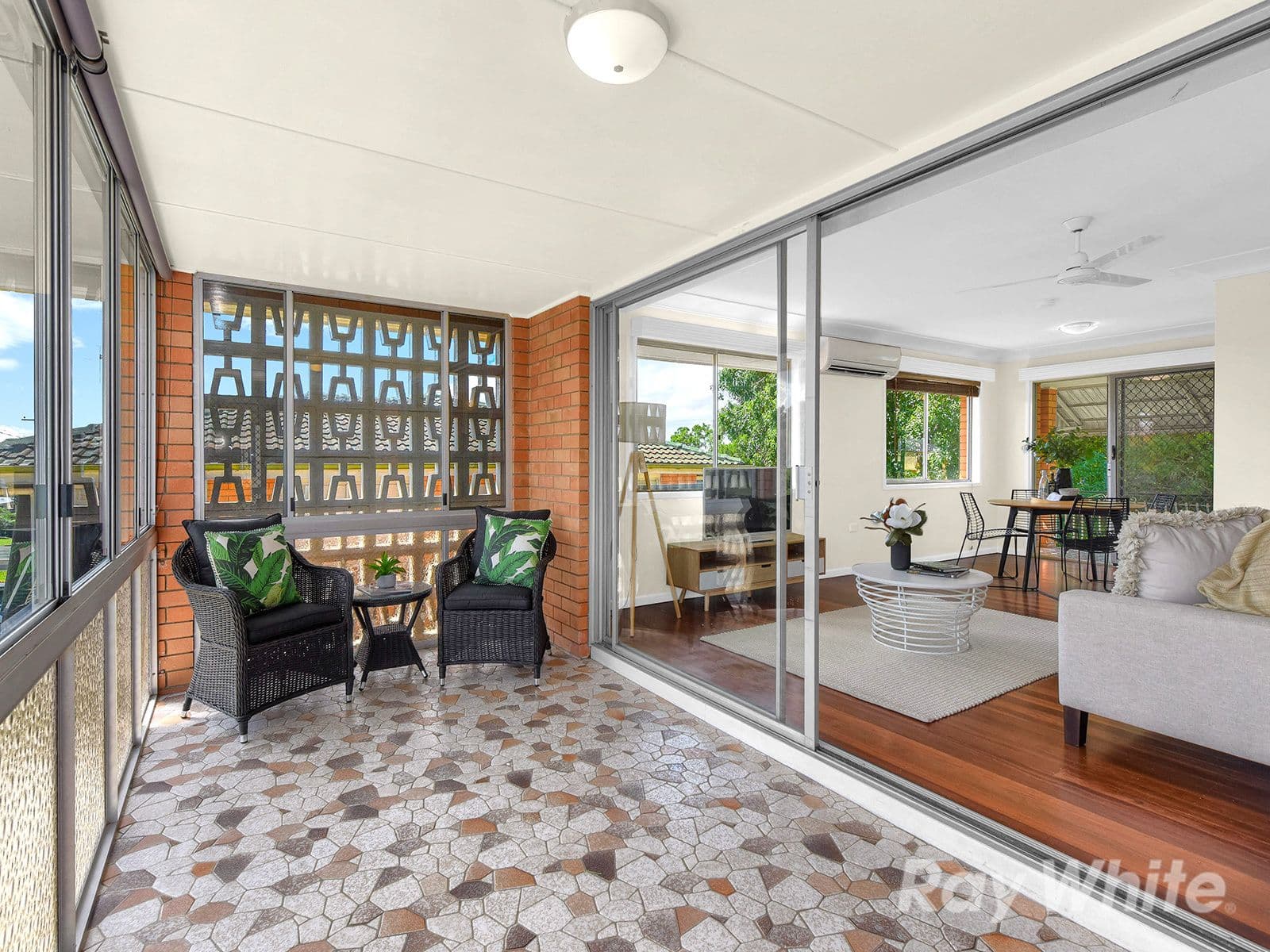 9 Widmark Street, Stafford Heights QLD 4053, Stafford Heights - Thumbnail 4