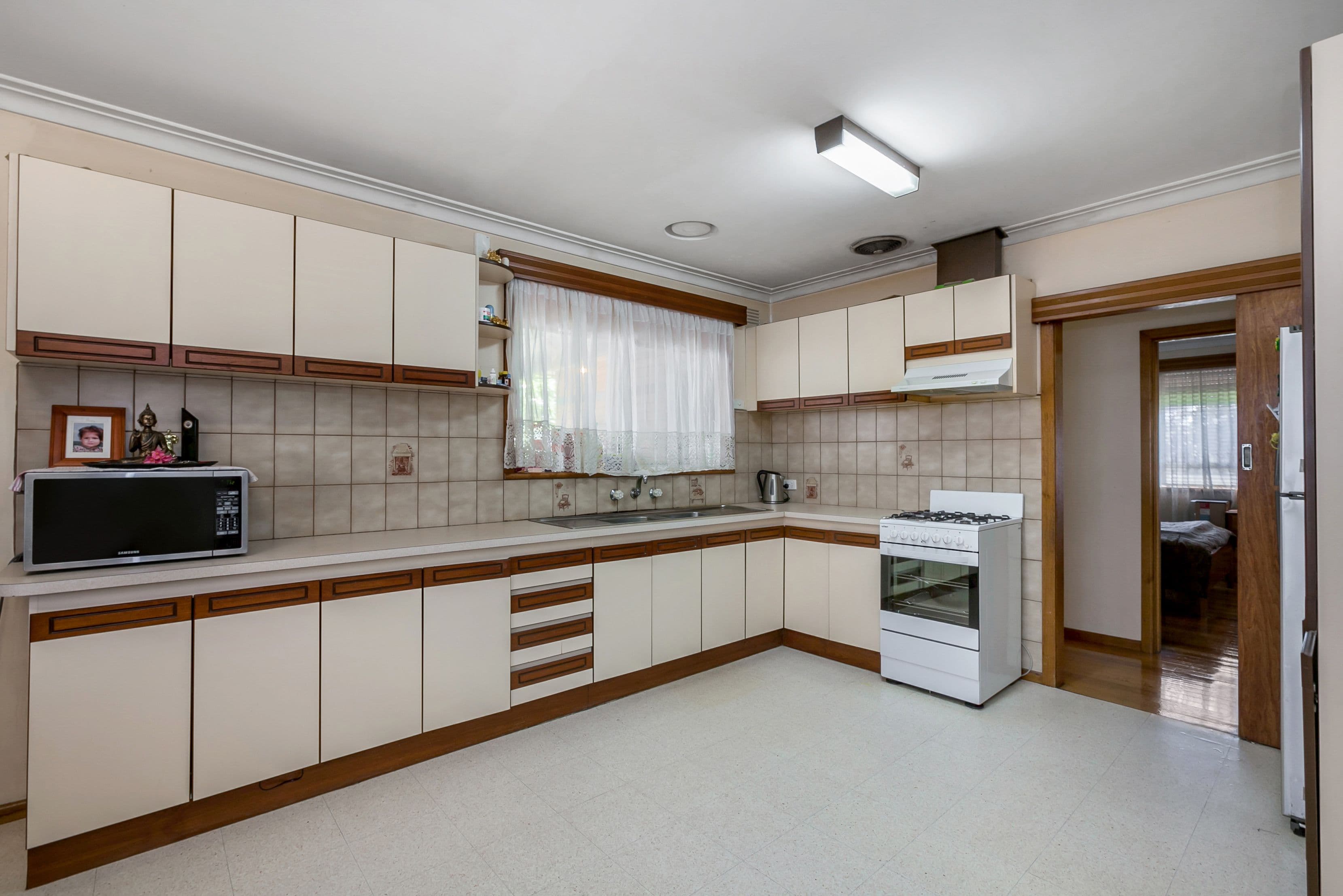 12 Evans Street, Lalor VIC 3075, Lalor - Thumbnail 4