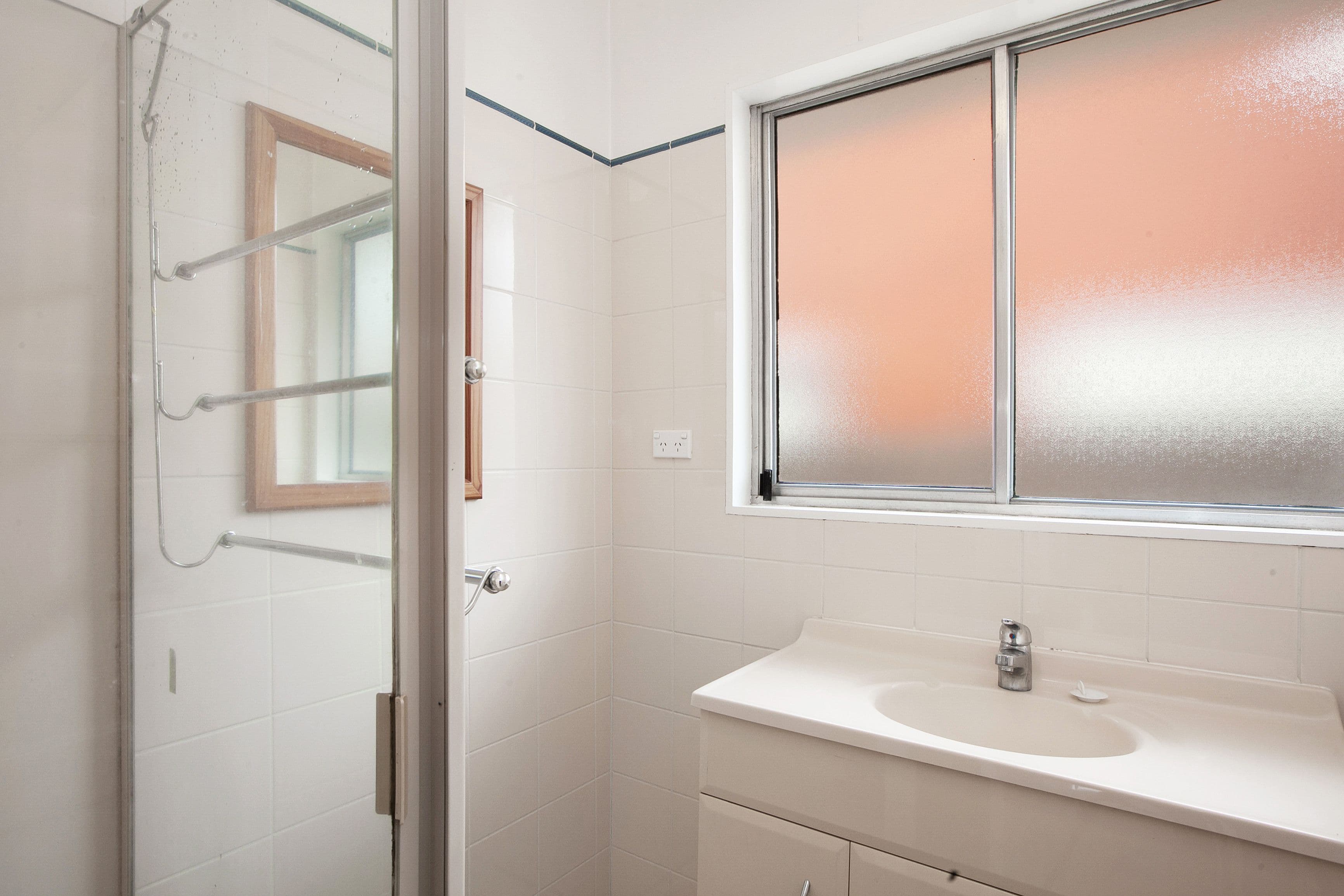 19 Cuthbert Road, Reservoir VIC 3073, Reservoir - Thumbnail 8