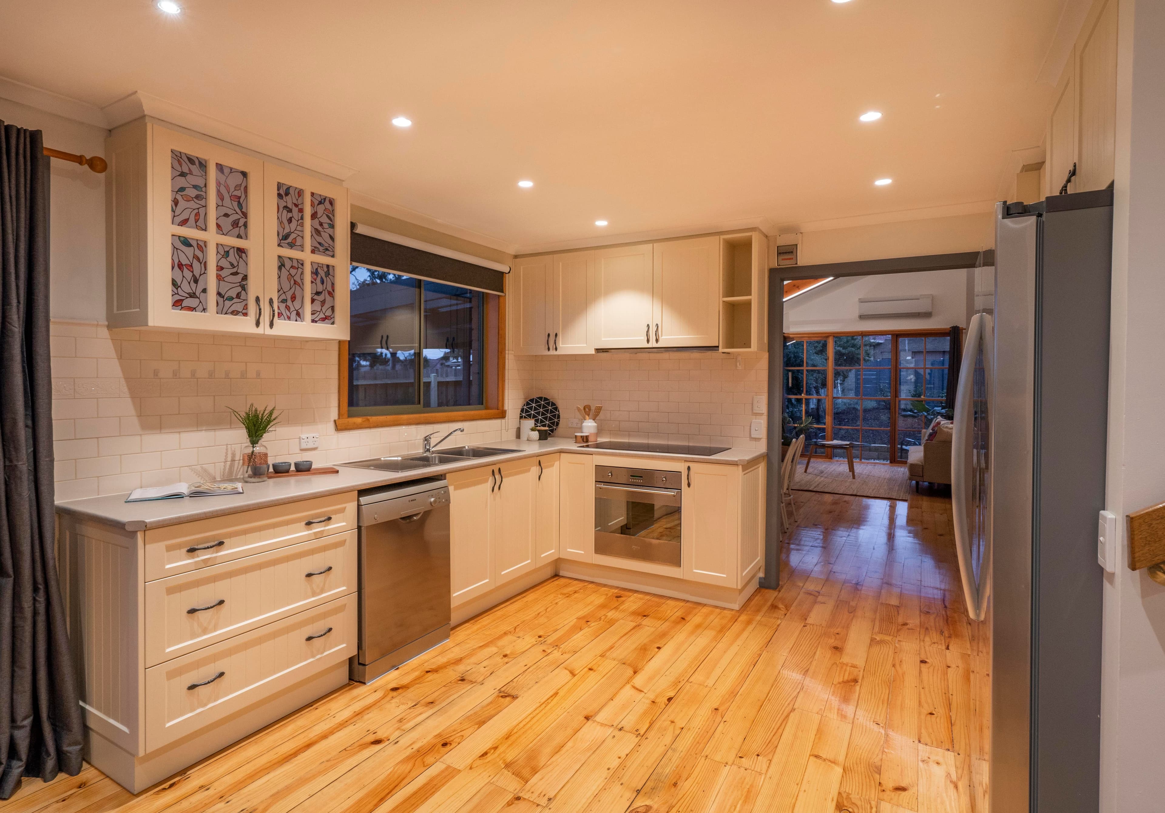 11 Clarke Drive, Gladstone Park VIC 3043, Gladstone Park - Thumbnail 5